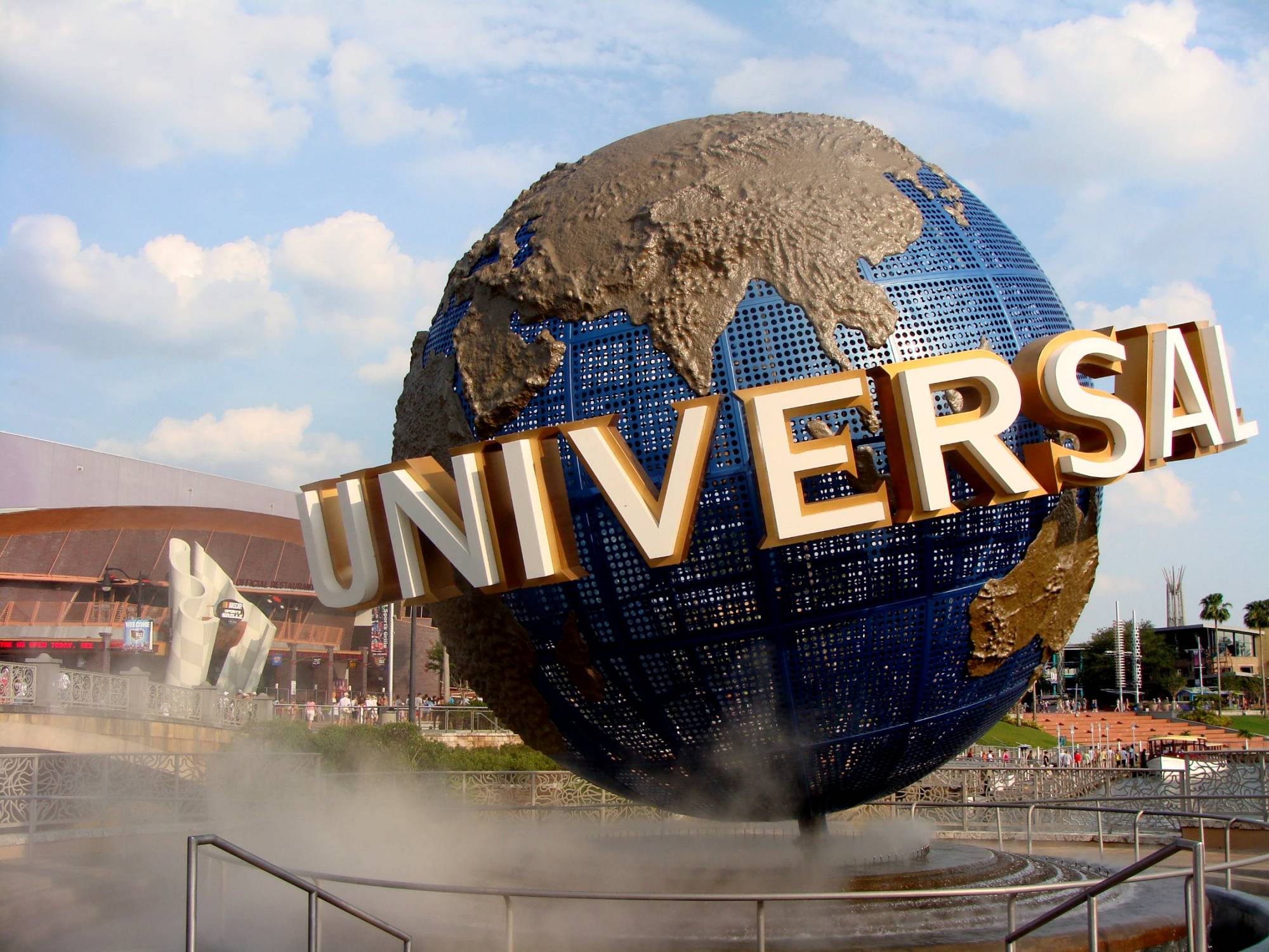 Universal Studios entrance plaza