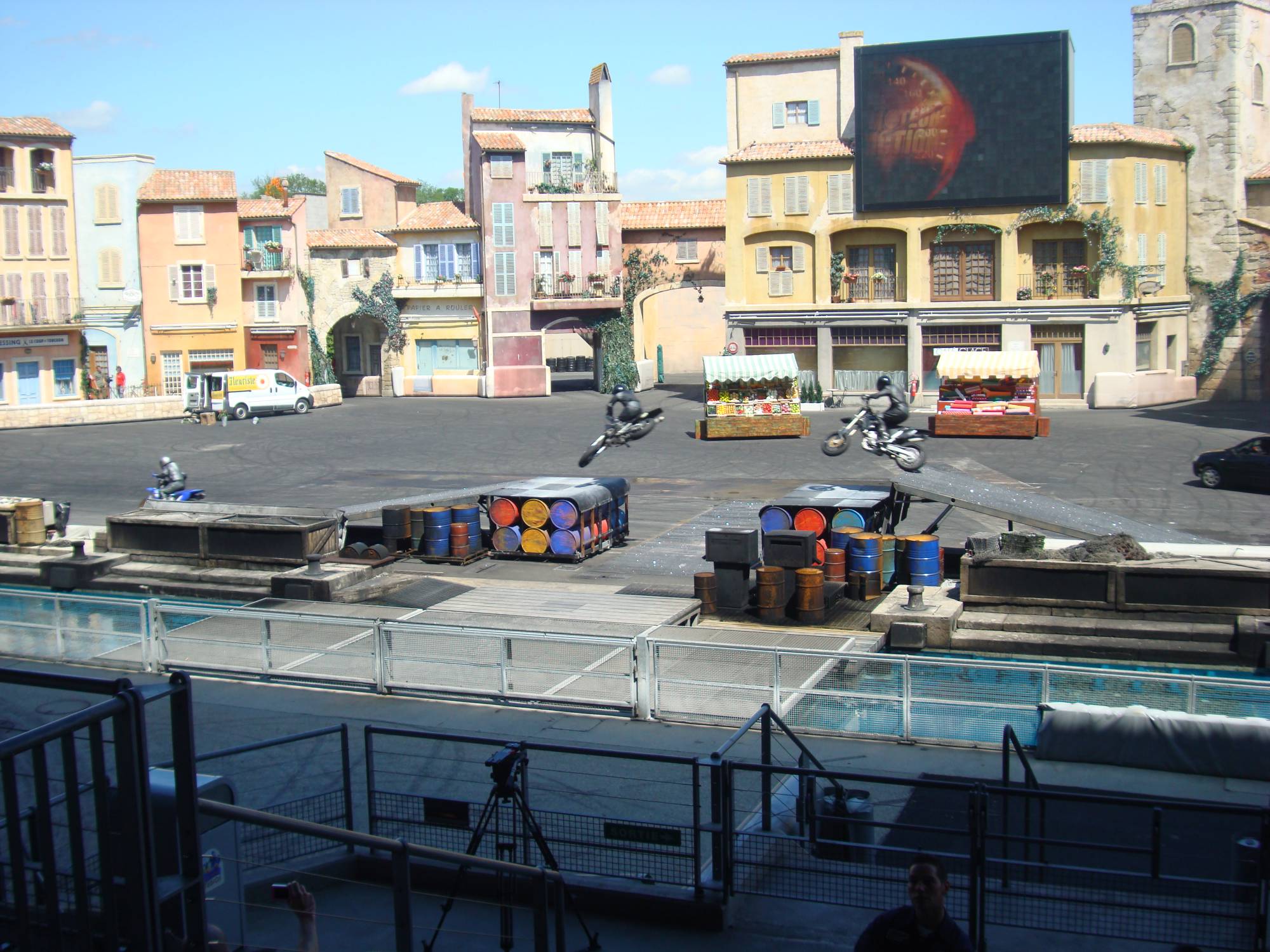 Disneyland Paris - Lights, Moteurs, Action!