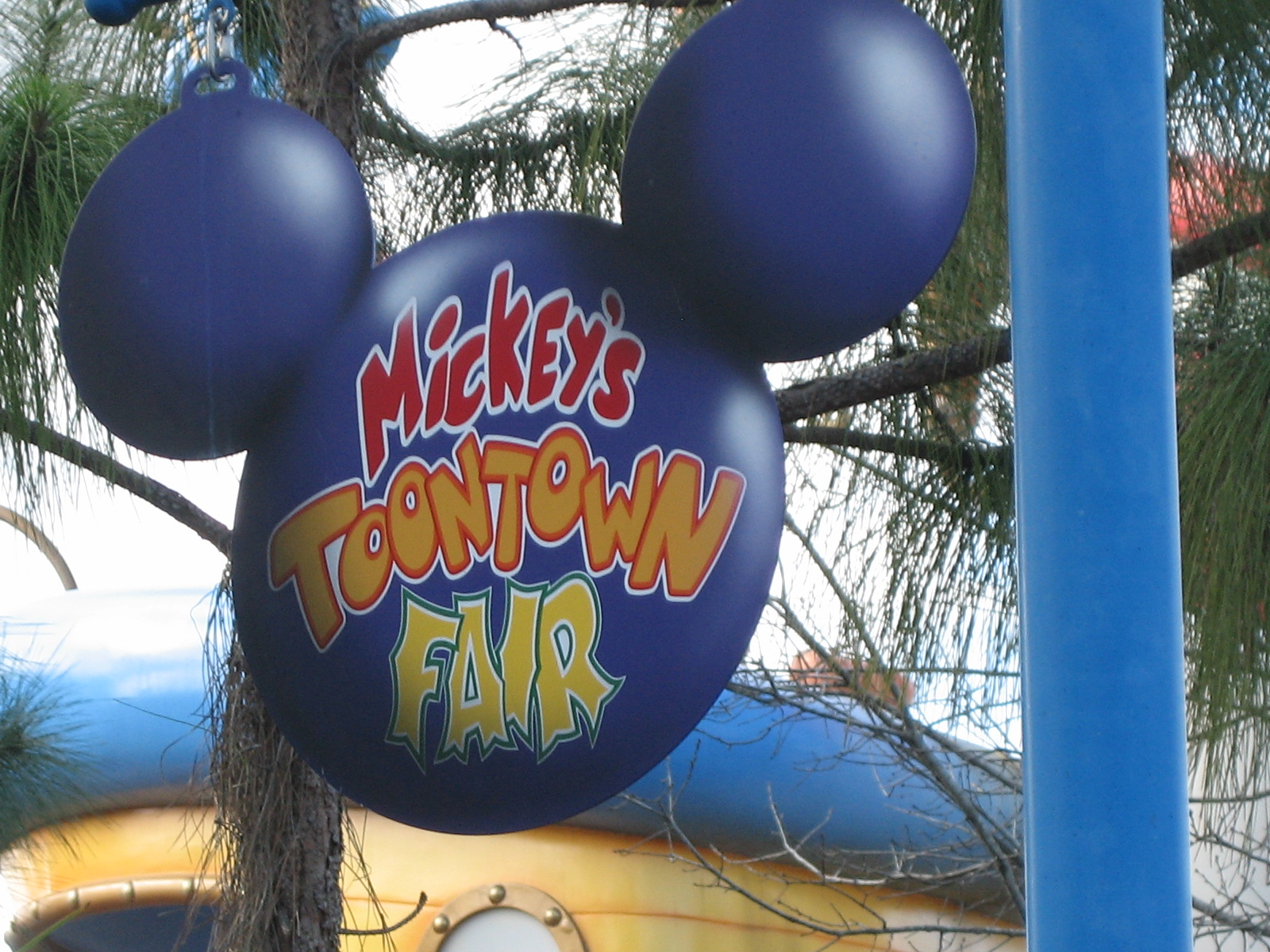Toon Town sign