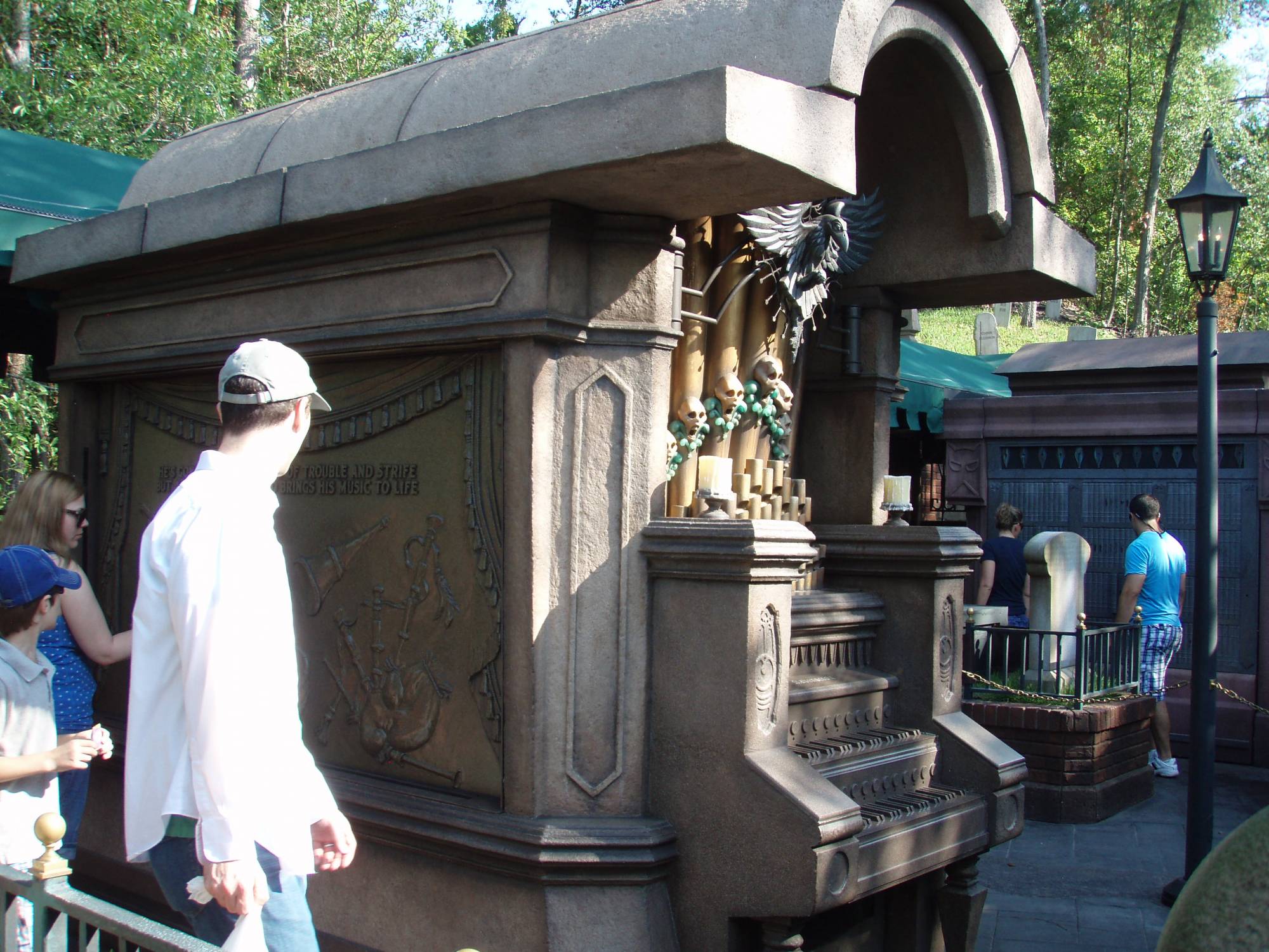 Haunted Mansion Organ