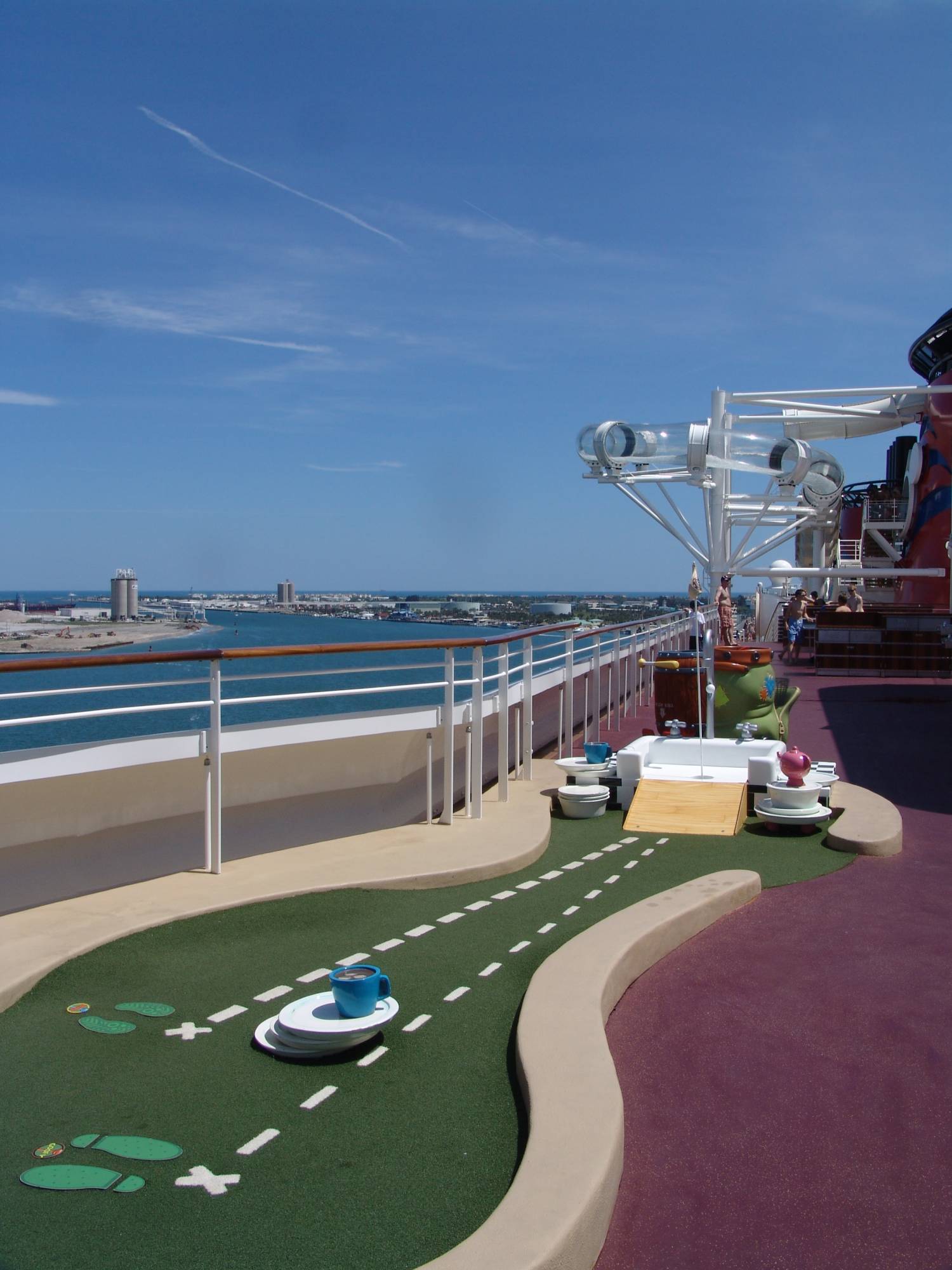 Disney Dream - mini-golf