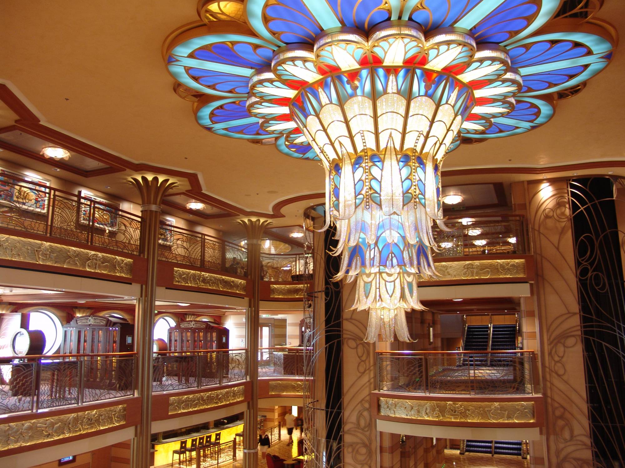 Disney Dream - atrium