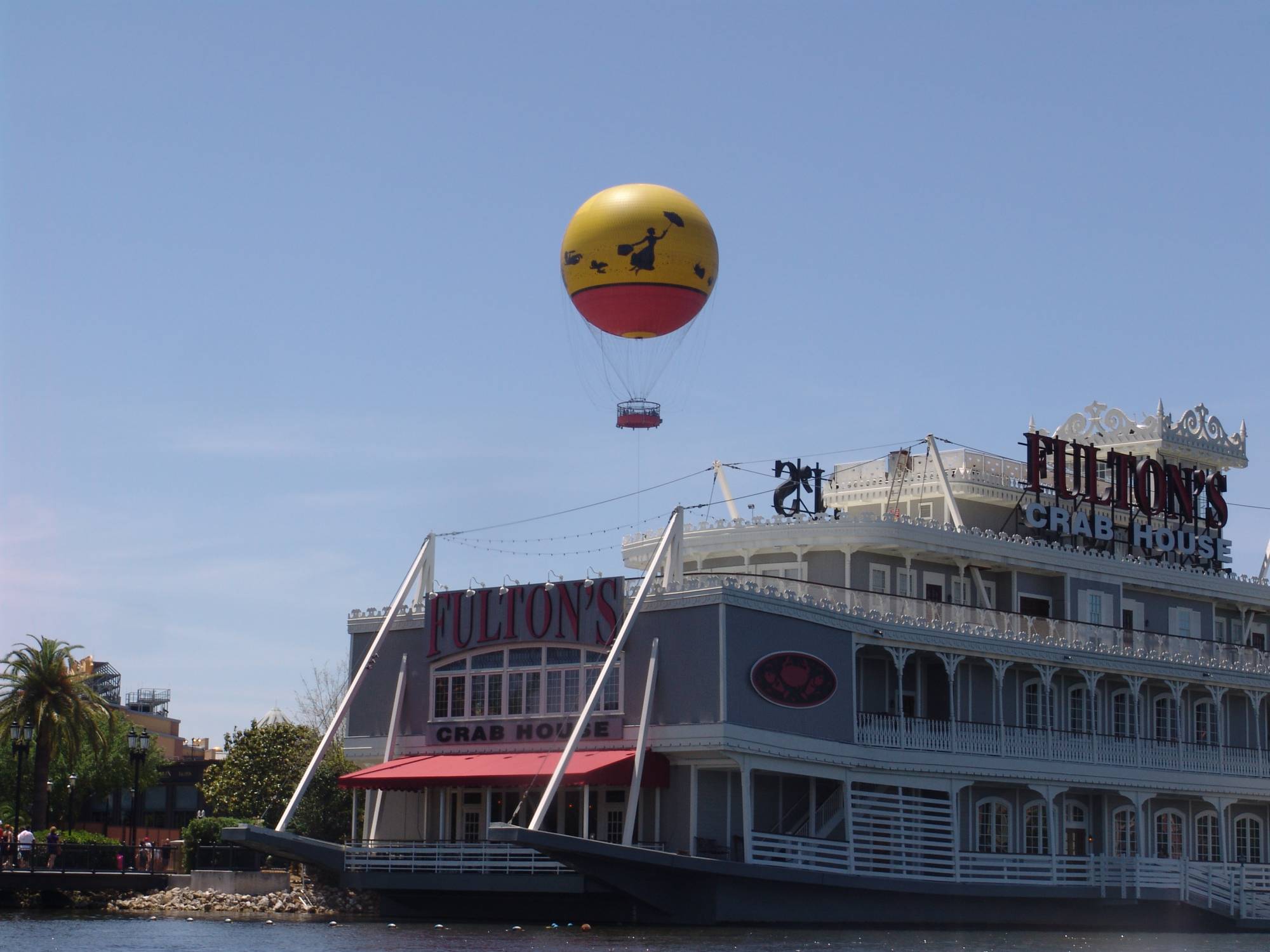 Downtown Disney - Fulton's Crab House