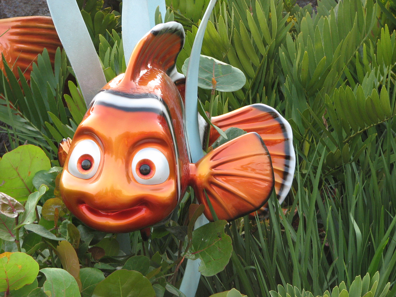 EPCOT - Seas with Nemo &amp; Friends - Statue Garden