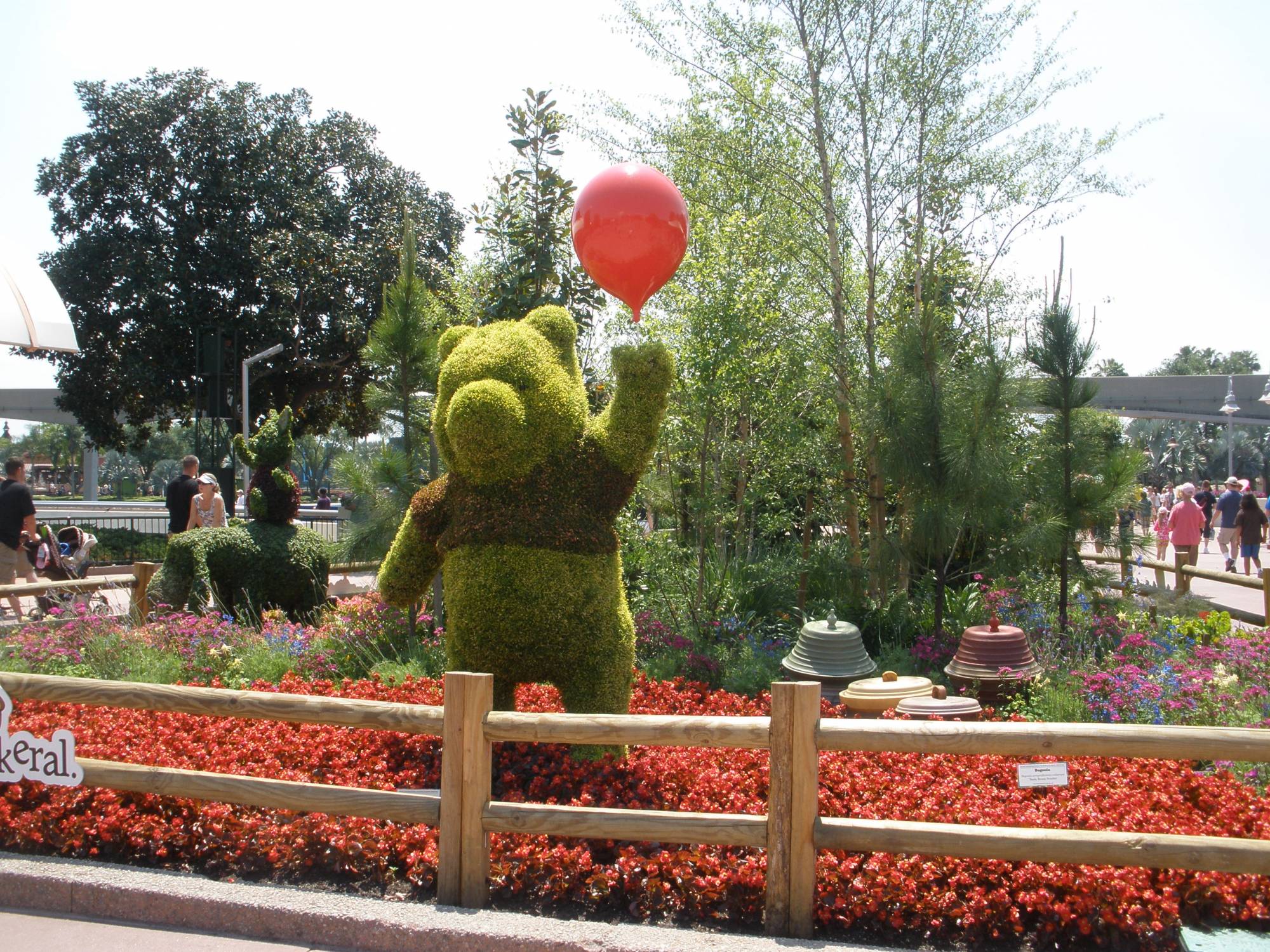 Flower and Garden Festival Winnie the Pooh