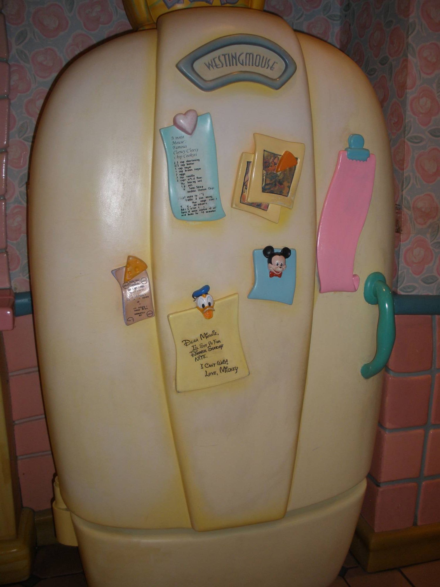 Minnie's house - refrigerator