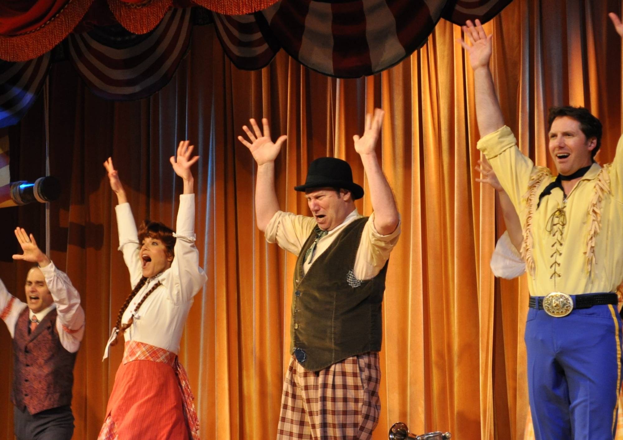 Hoop Dee Doo Review