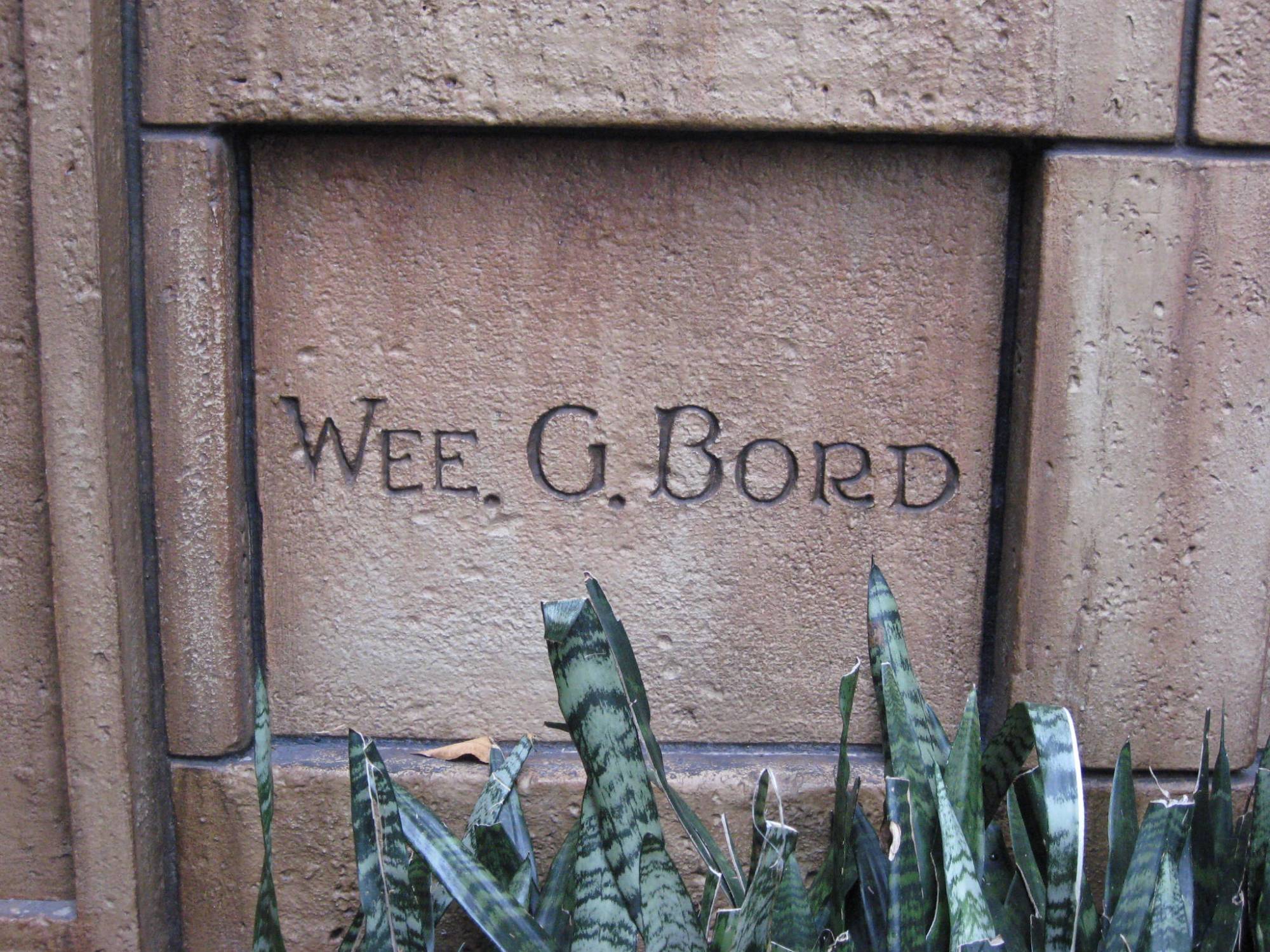 Haunted Mansion - Wee G Bord Crypt