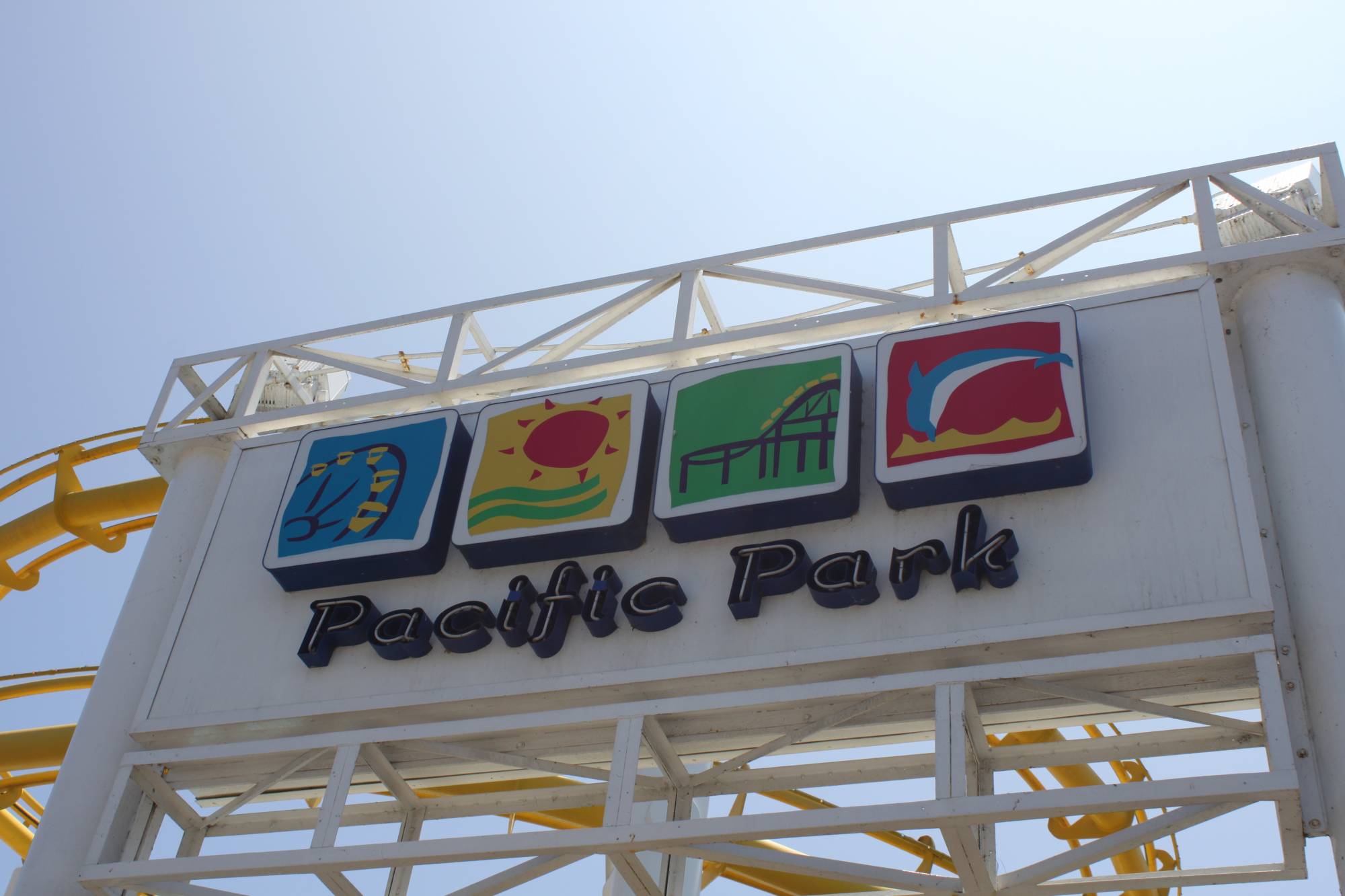 Santa Monica Pier - Pacific Park entrance sign