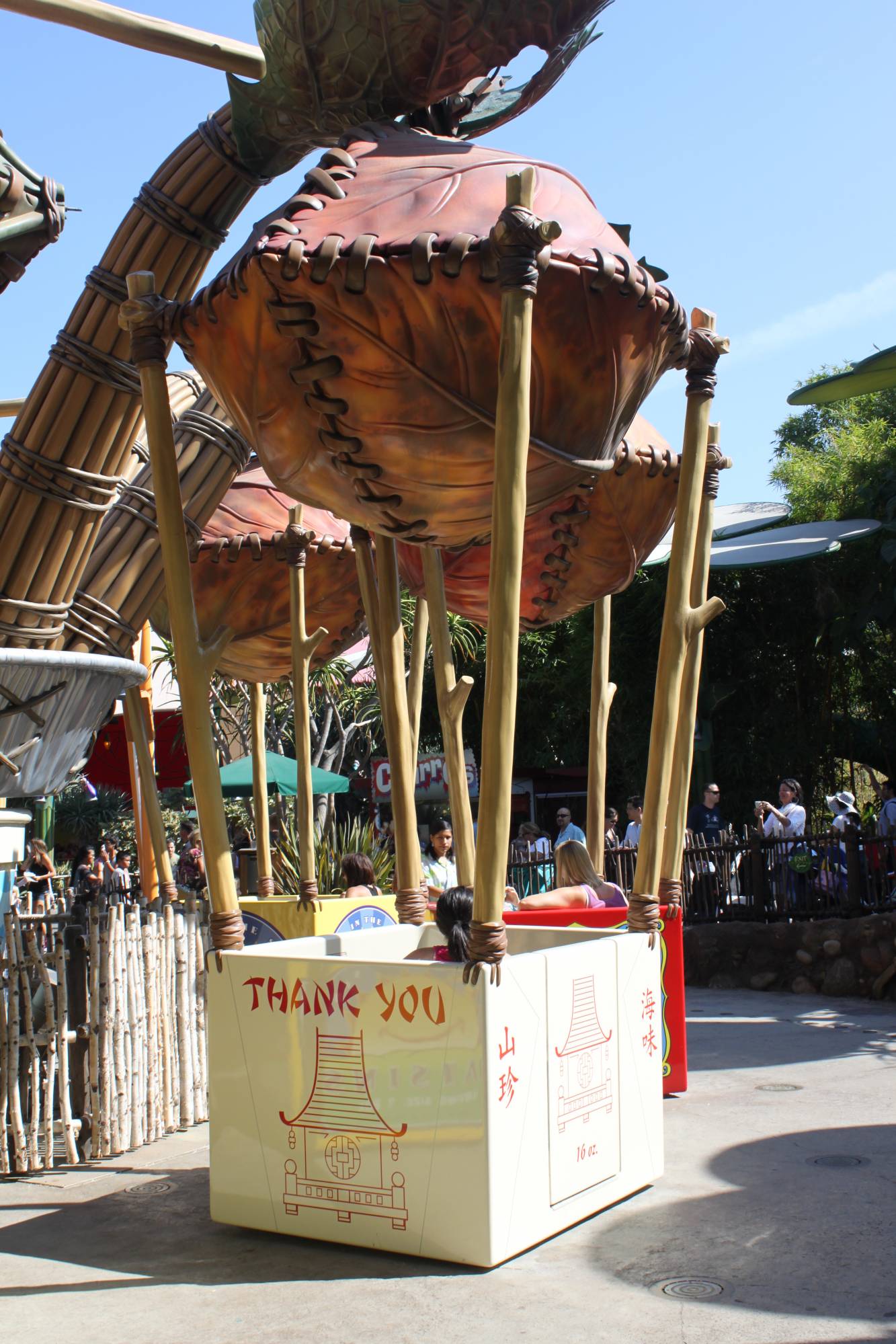 Disney California Adventure - a bug's land