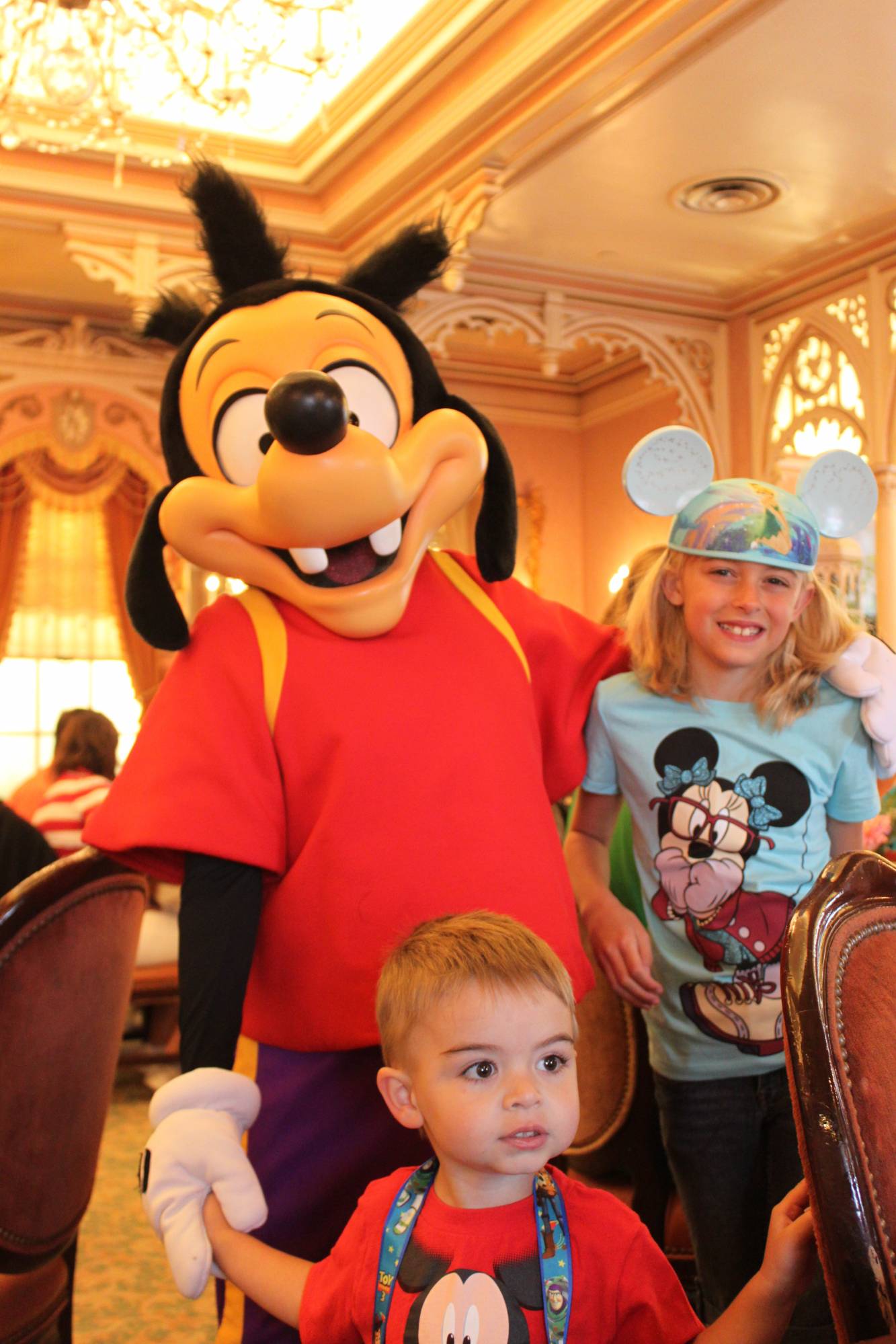 Disneyland - Plaza Inn friends (Goofy's son, Max!)