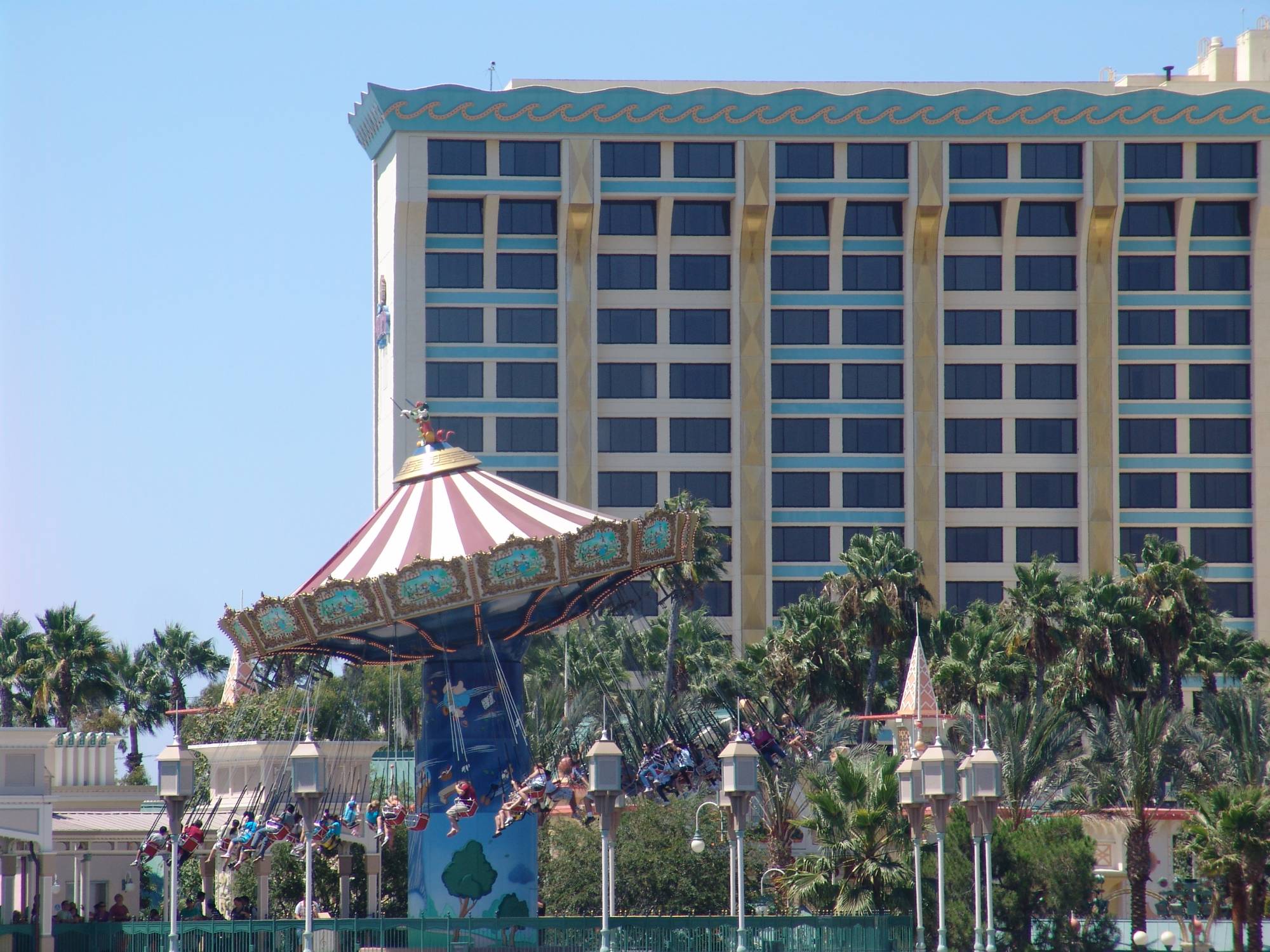 Disneyland - Paradise Pier Hotel