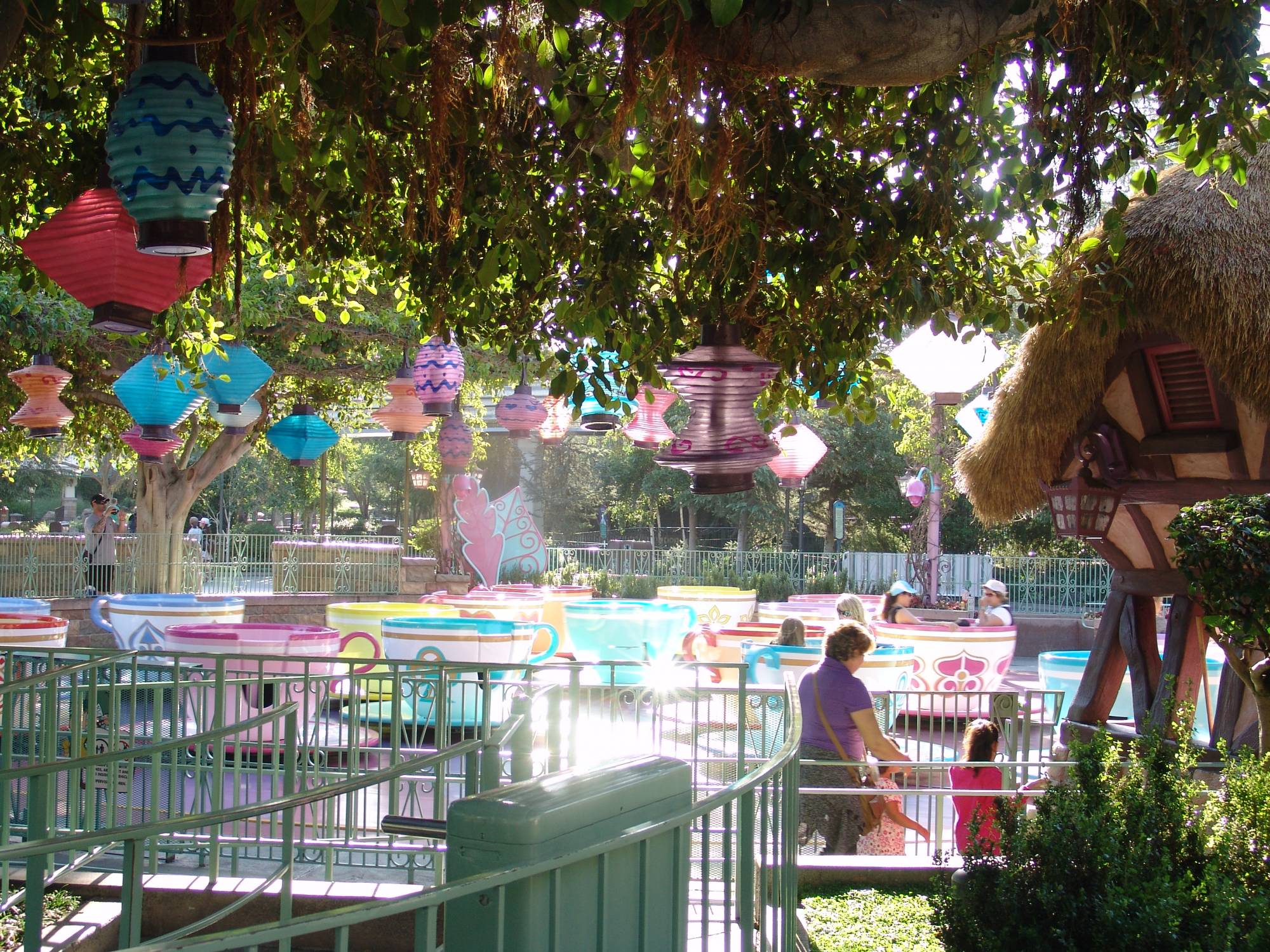 Disneyland Park - Mad Tea Party