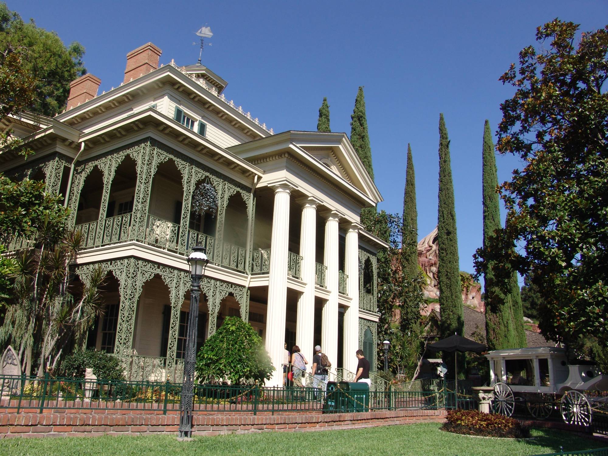 Disneyland - Haunted Mansion
