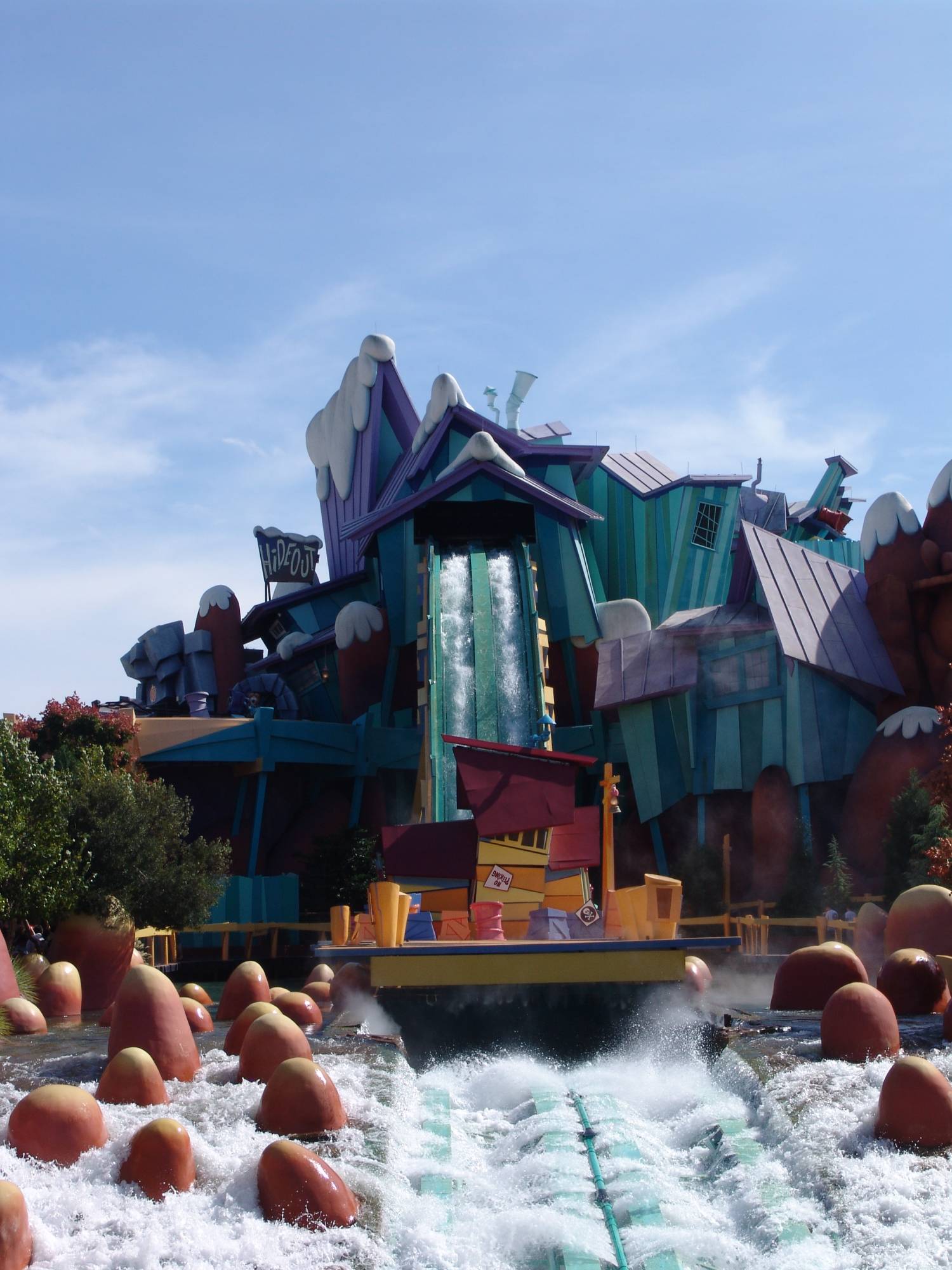 Islands of Adventure - Dudley Do-Right's Ripsaw Falls