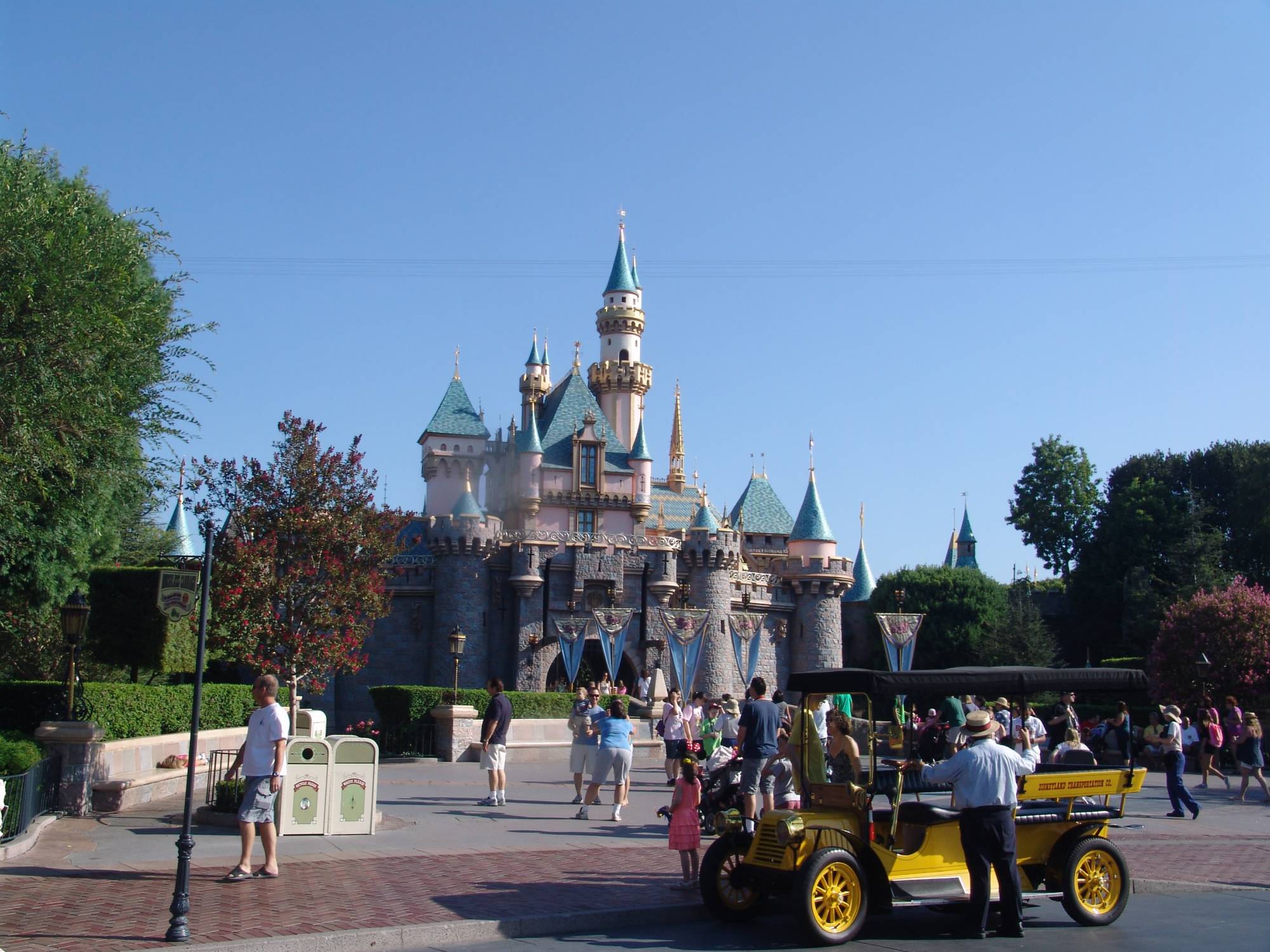 Disneyland Park - Sleeping Beauty Castle