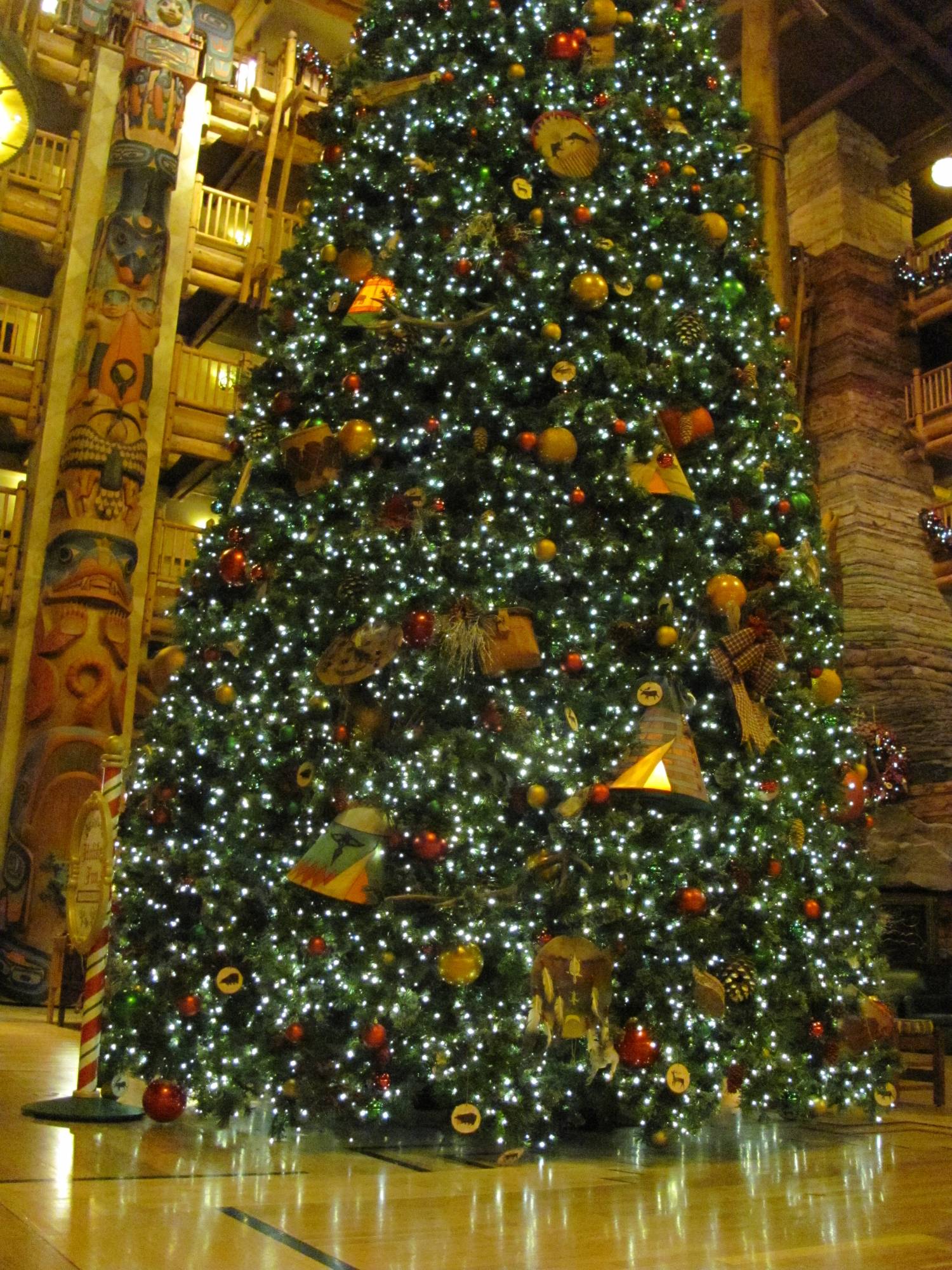 Wilderness Lodge at Christmas