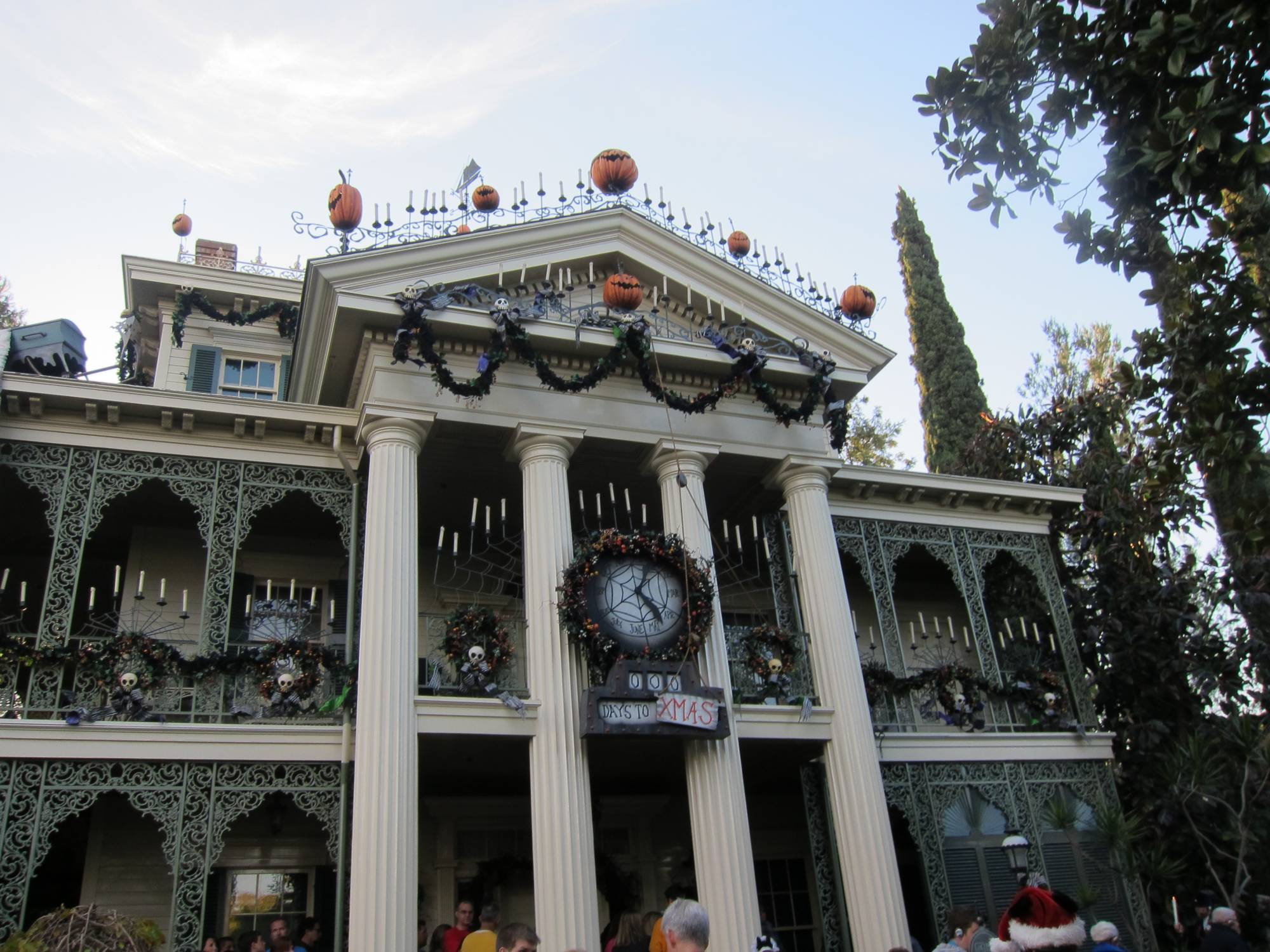 Disneyland Christmas Haunted Mansion