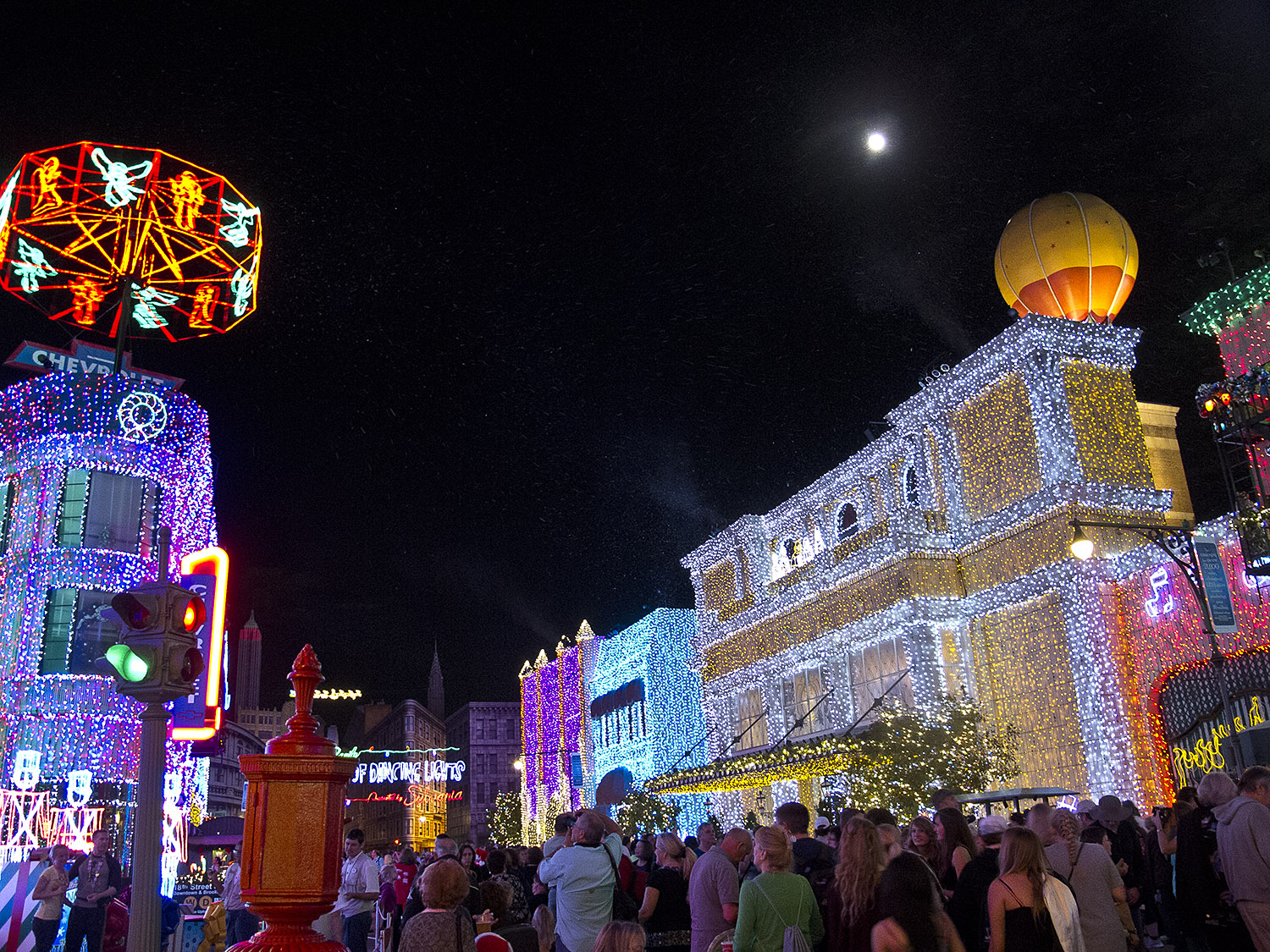 Disney Hollywood Studios - Osborne Spectacle of Lights