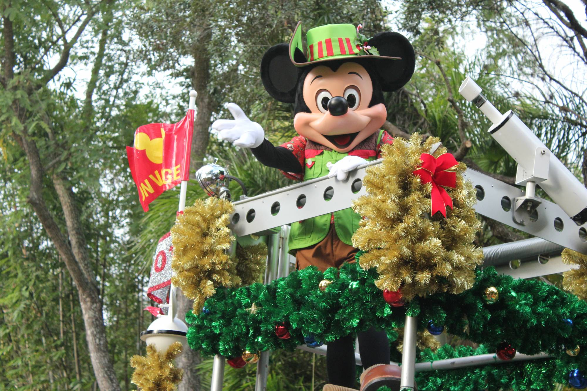 Animal Kingdom - Mickey's Jingle Jungle Parade