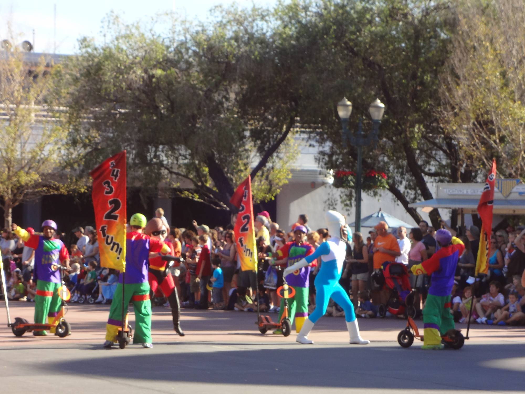 Disney's Hollywood Studios - Pixar Parade