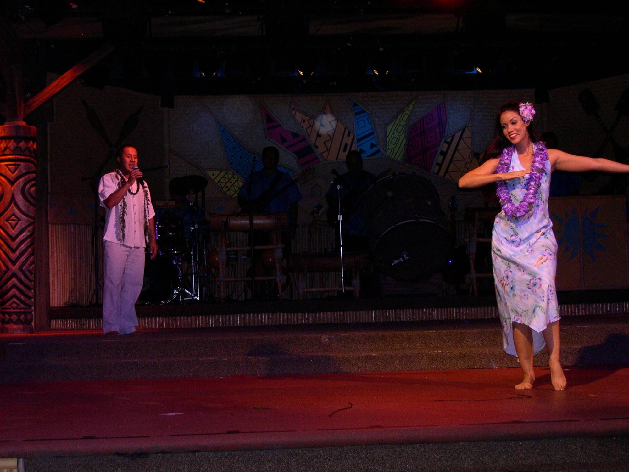 Spirit of Aloha - Dancers