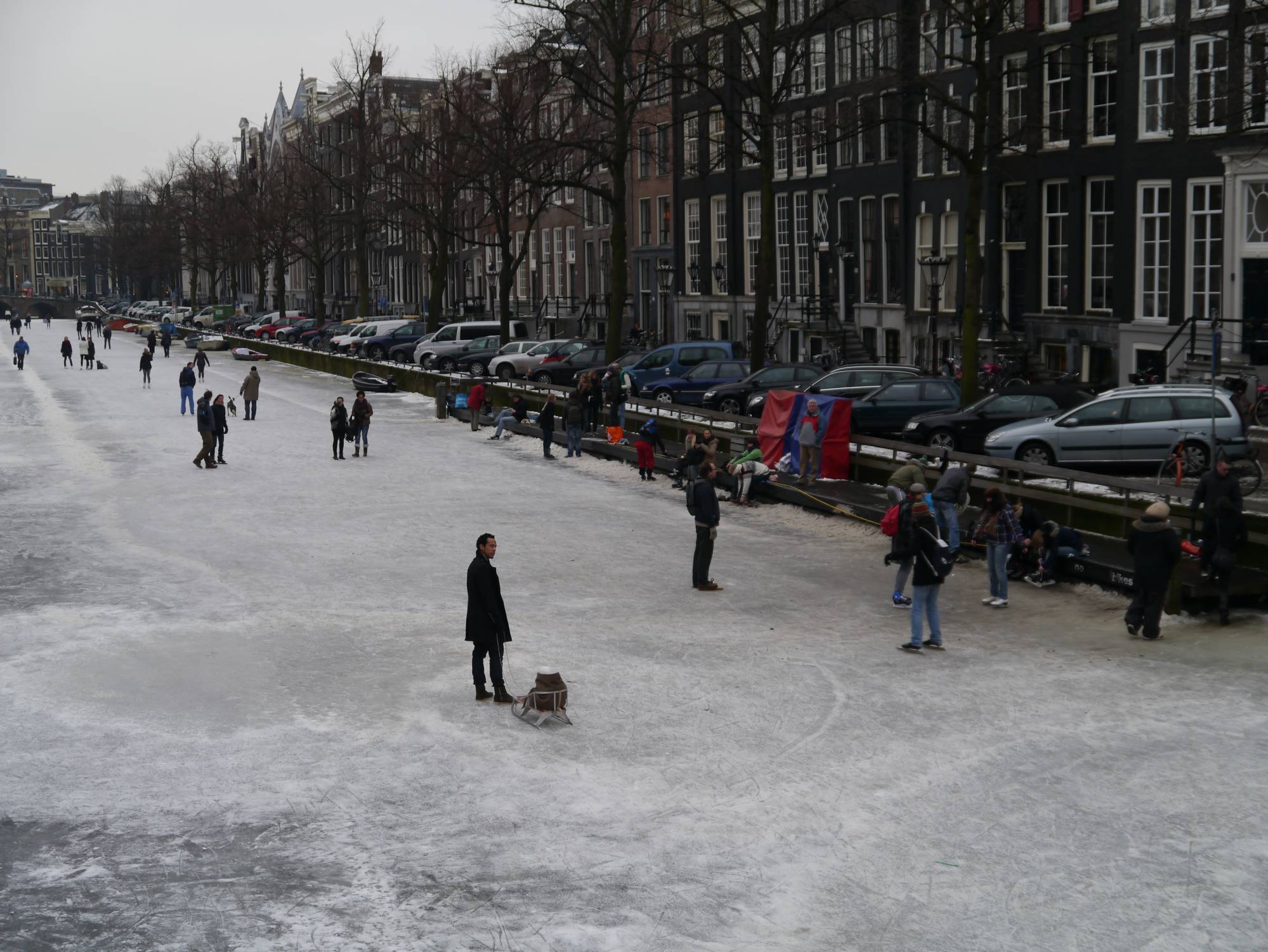 Amsterdam - skaters on canal