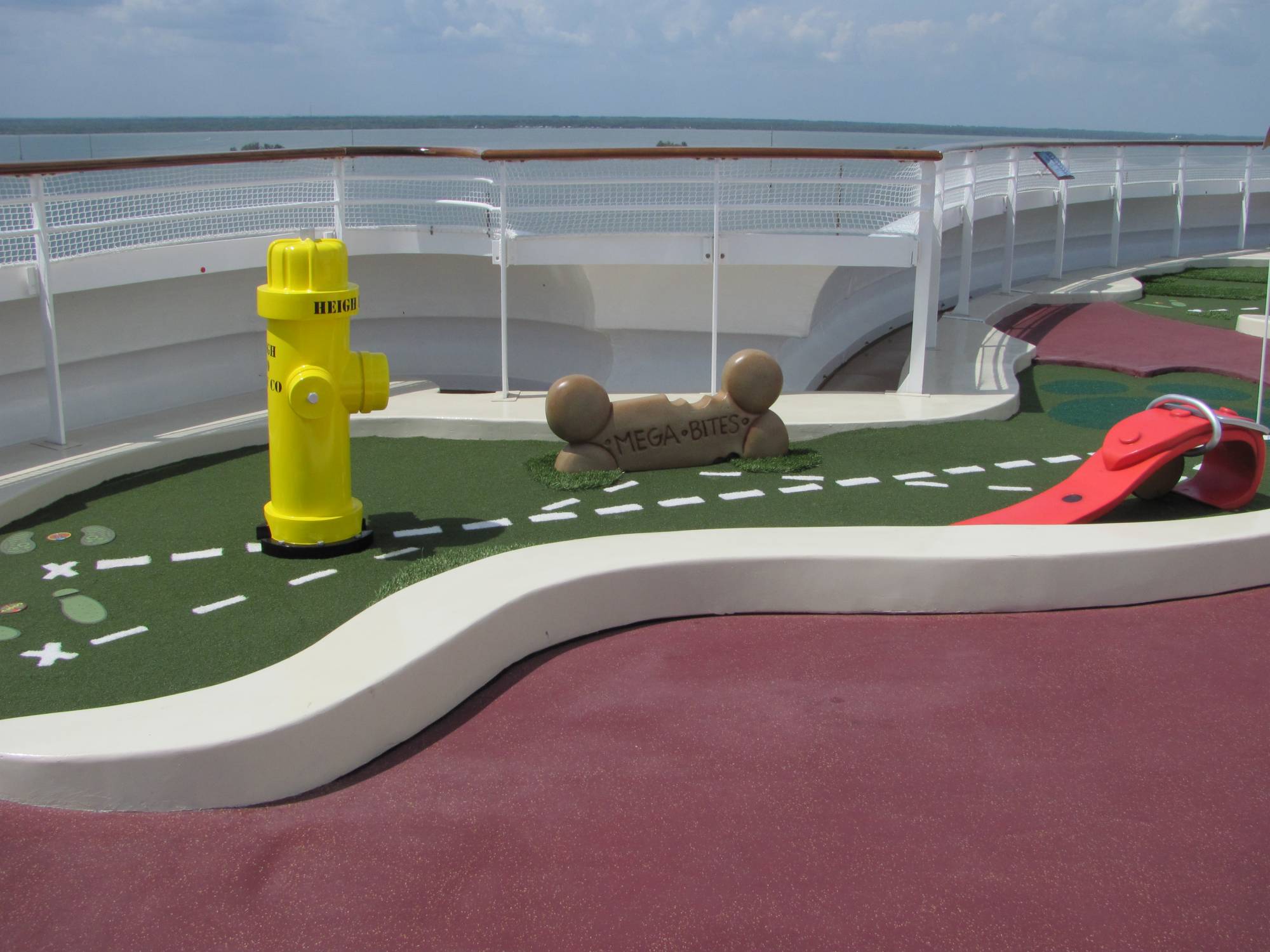 Disney Fantasy Mini Golf