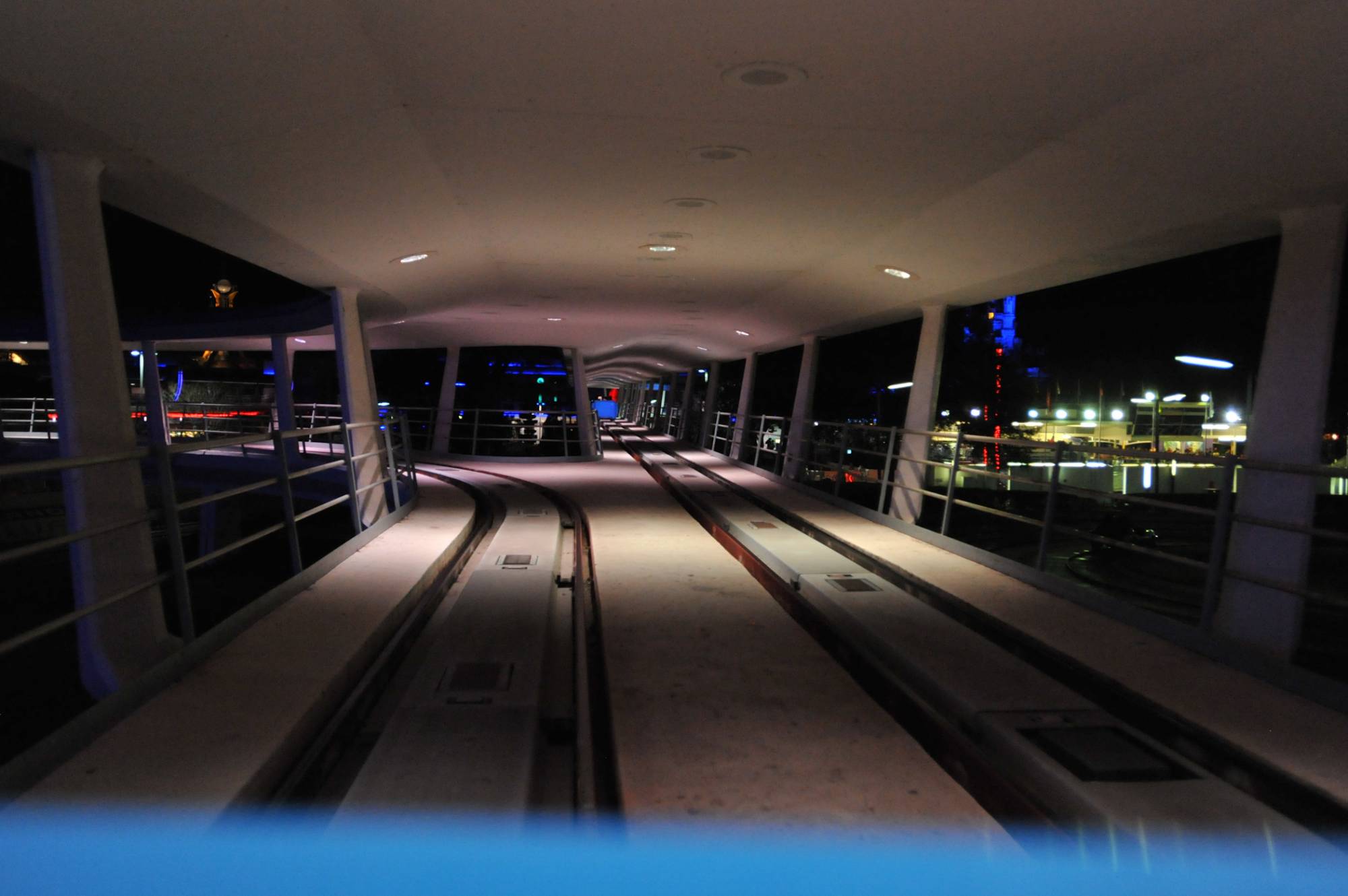 People Mover on track