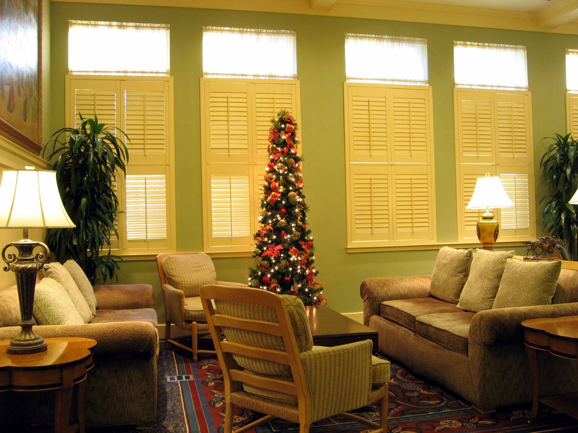 Saratoga Springs Resort - Guest Lobby Area