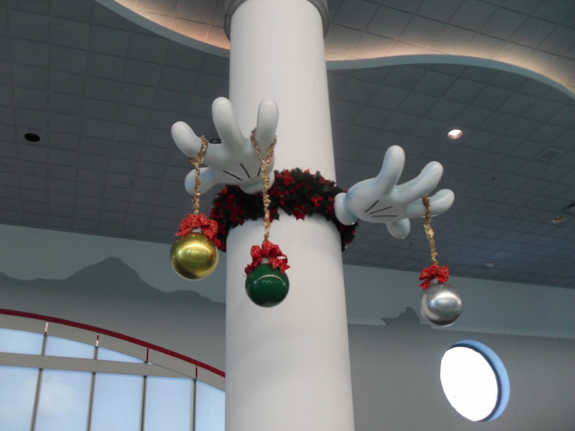 Port Canaveral Christmas Decorations