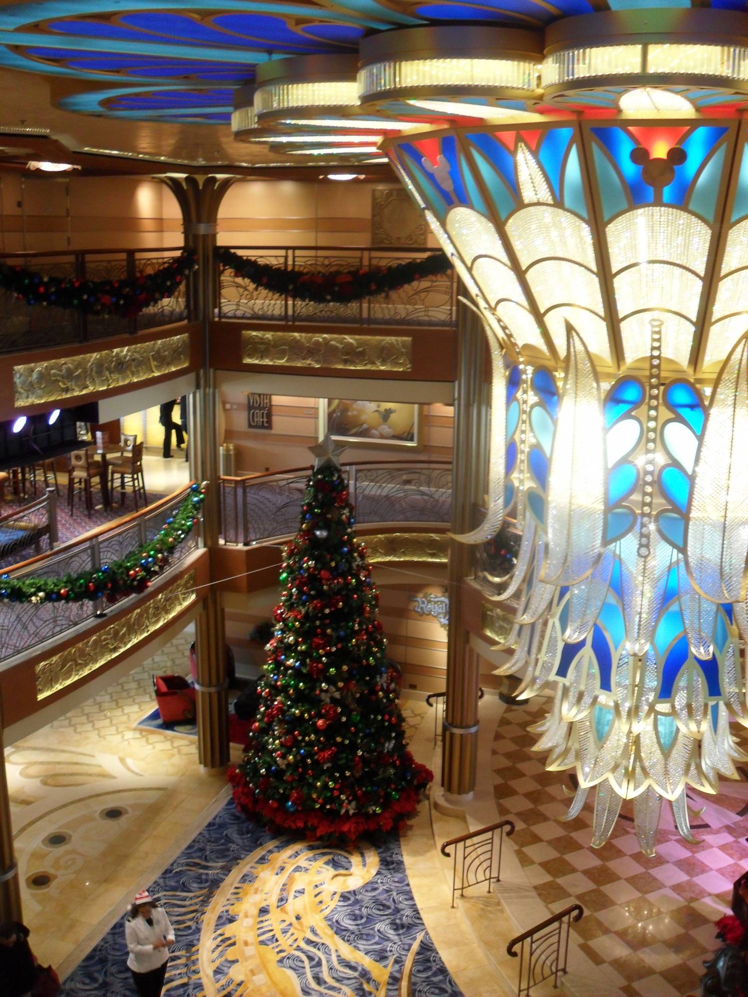Atrium - Christmas Decorations