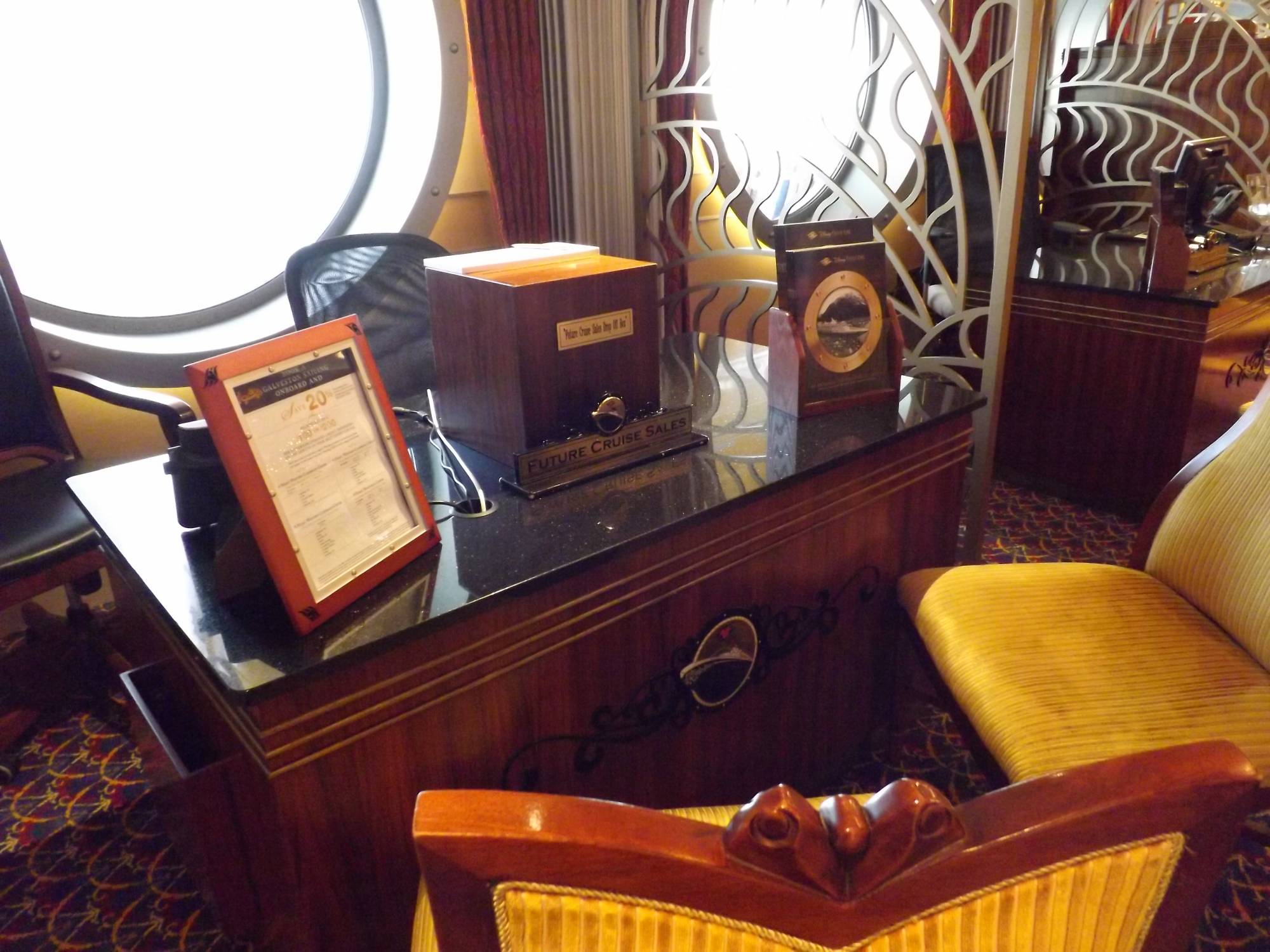 Future Cruise Desk