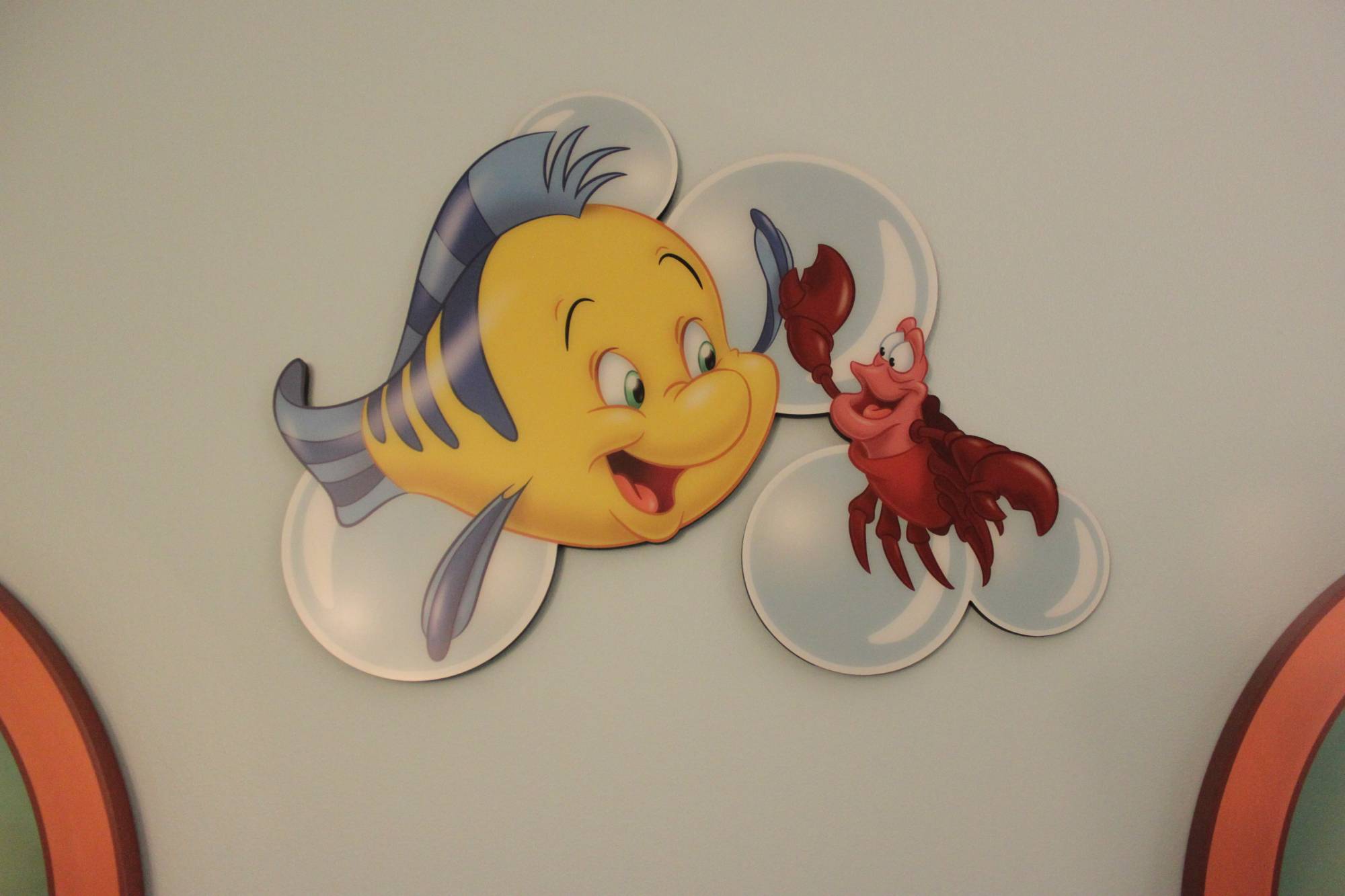 Art of Animation - Little Mermaid Standard Room Flounder and Sebatian Wall 