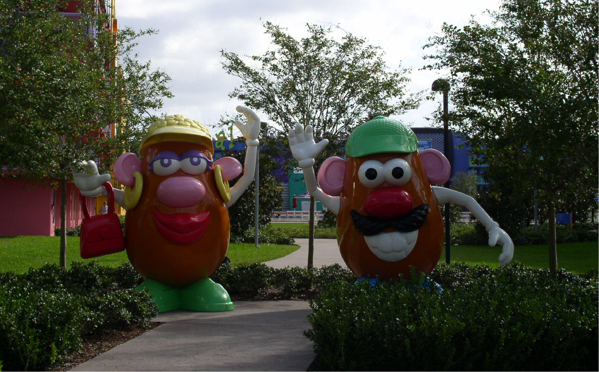 Pop Century - Mr. and Mrs. Potato Head