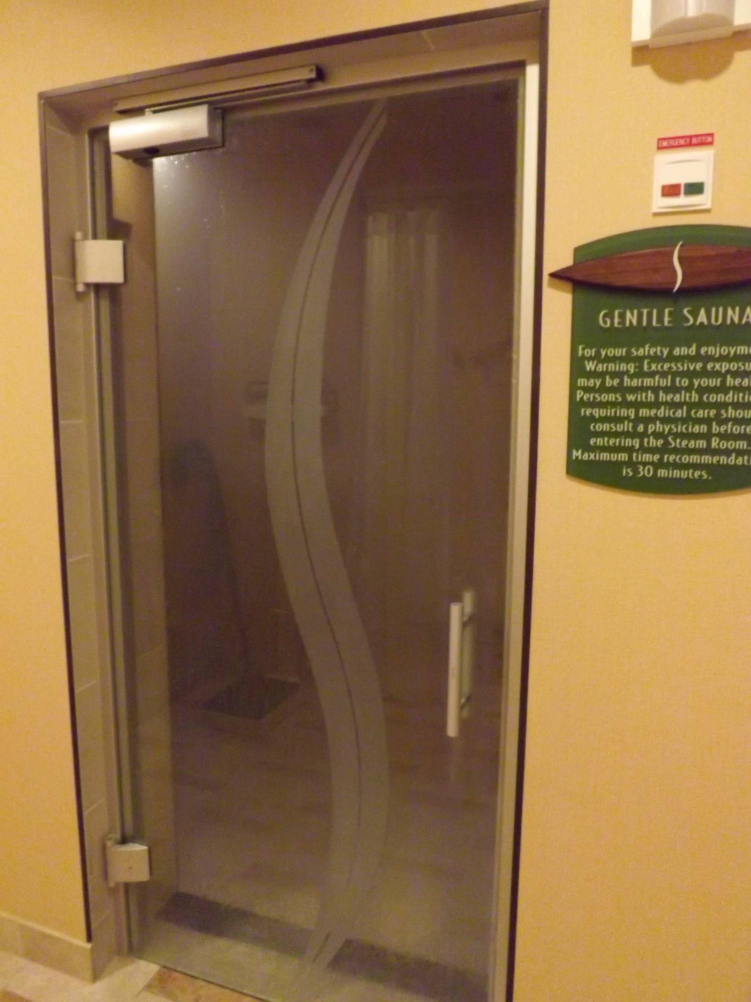 Senses Spa - Gentle Sauna (free use) in Women's Dressing Room