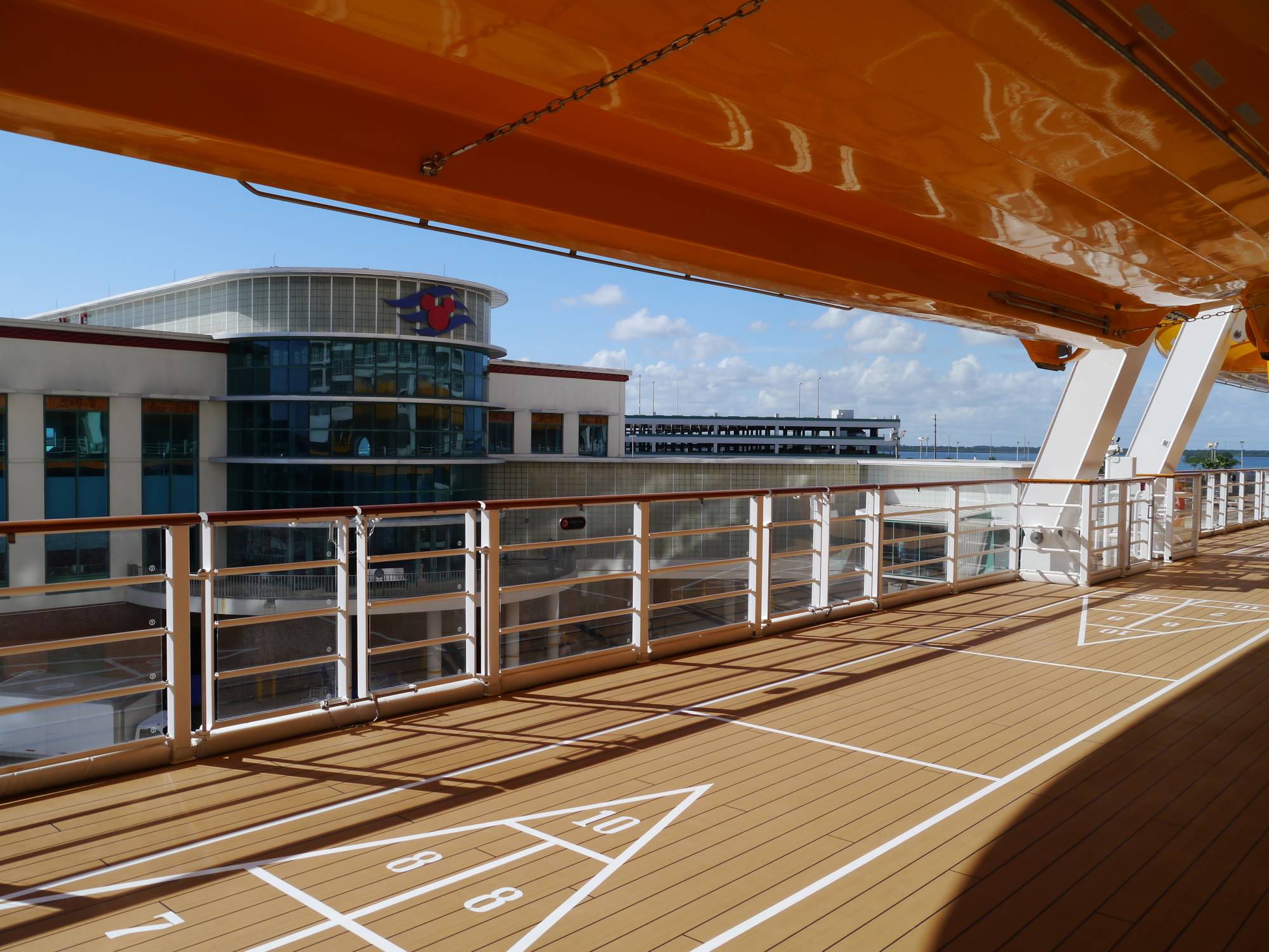 Disney Fantasy - deck four