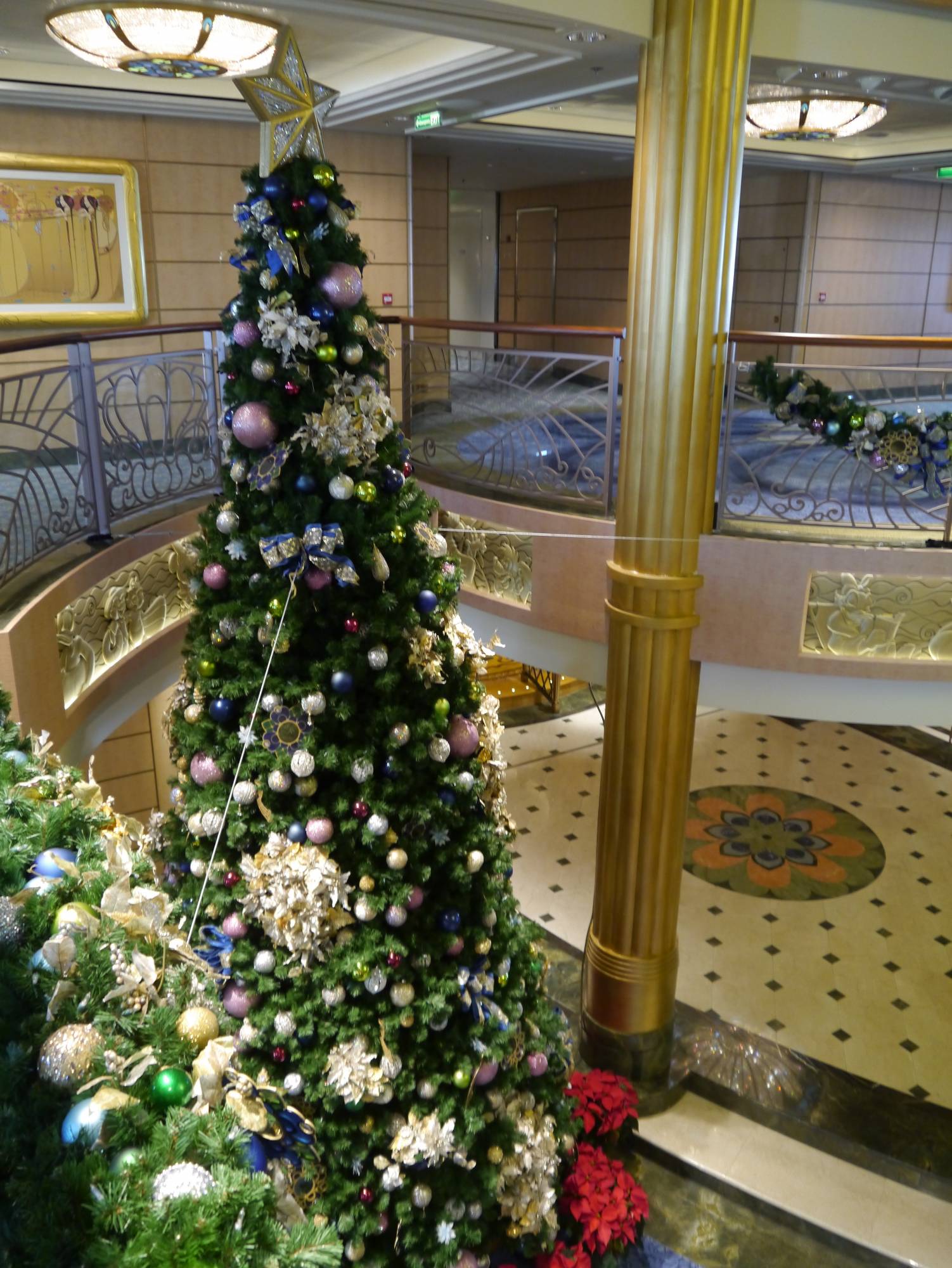Disney Fantasy - Christmas tree