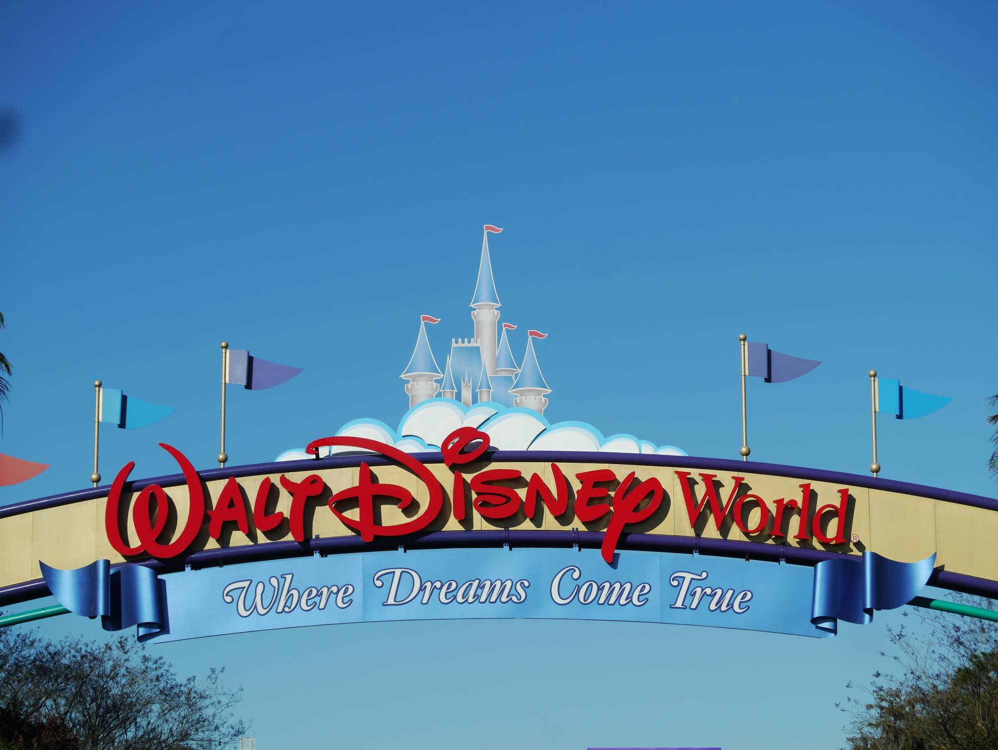 Walt Disney World - entrance sign