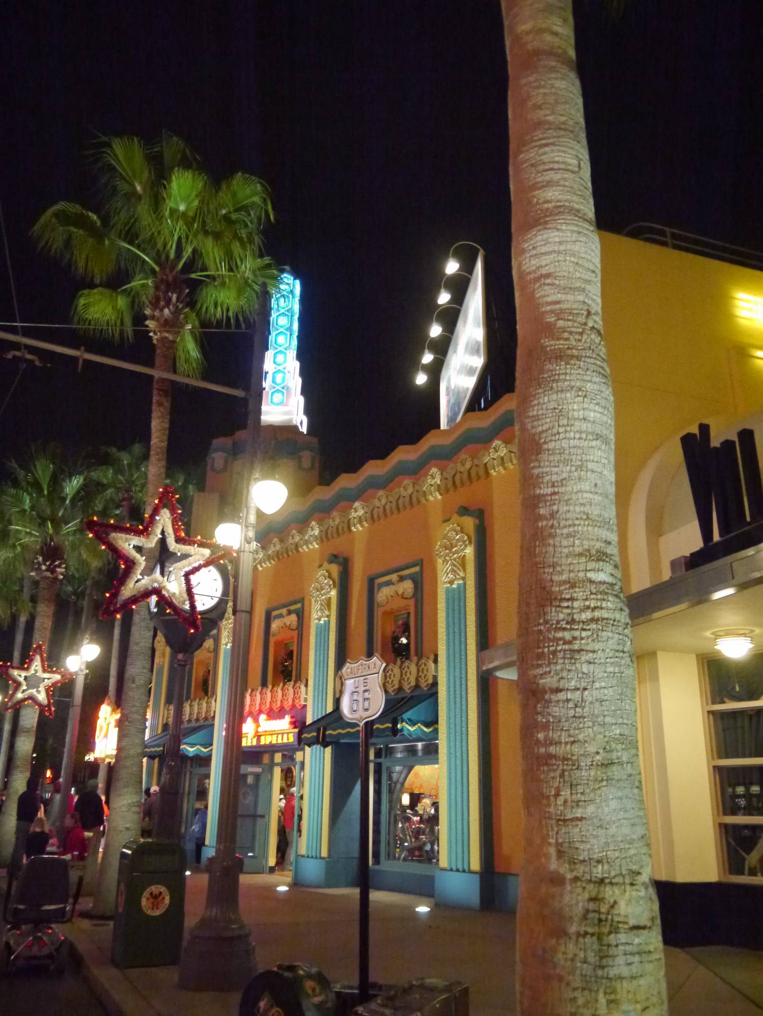 Hollywood Studios - Sunset Boulevard at night