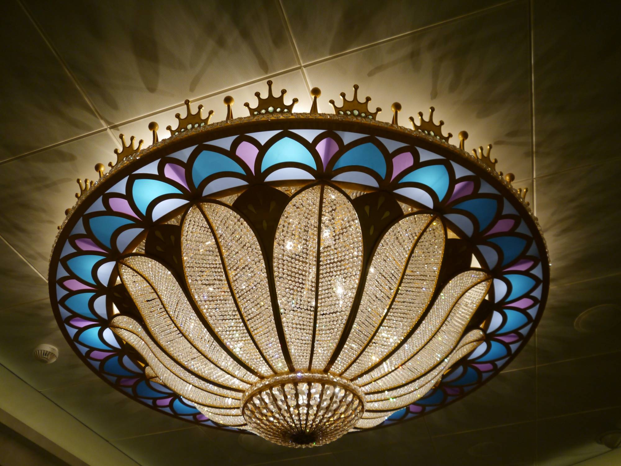 Disney Fantasy - Royal Court light fitting