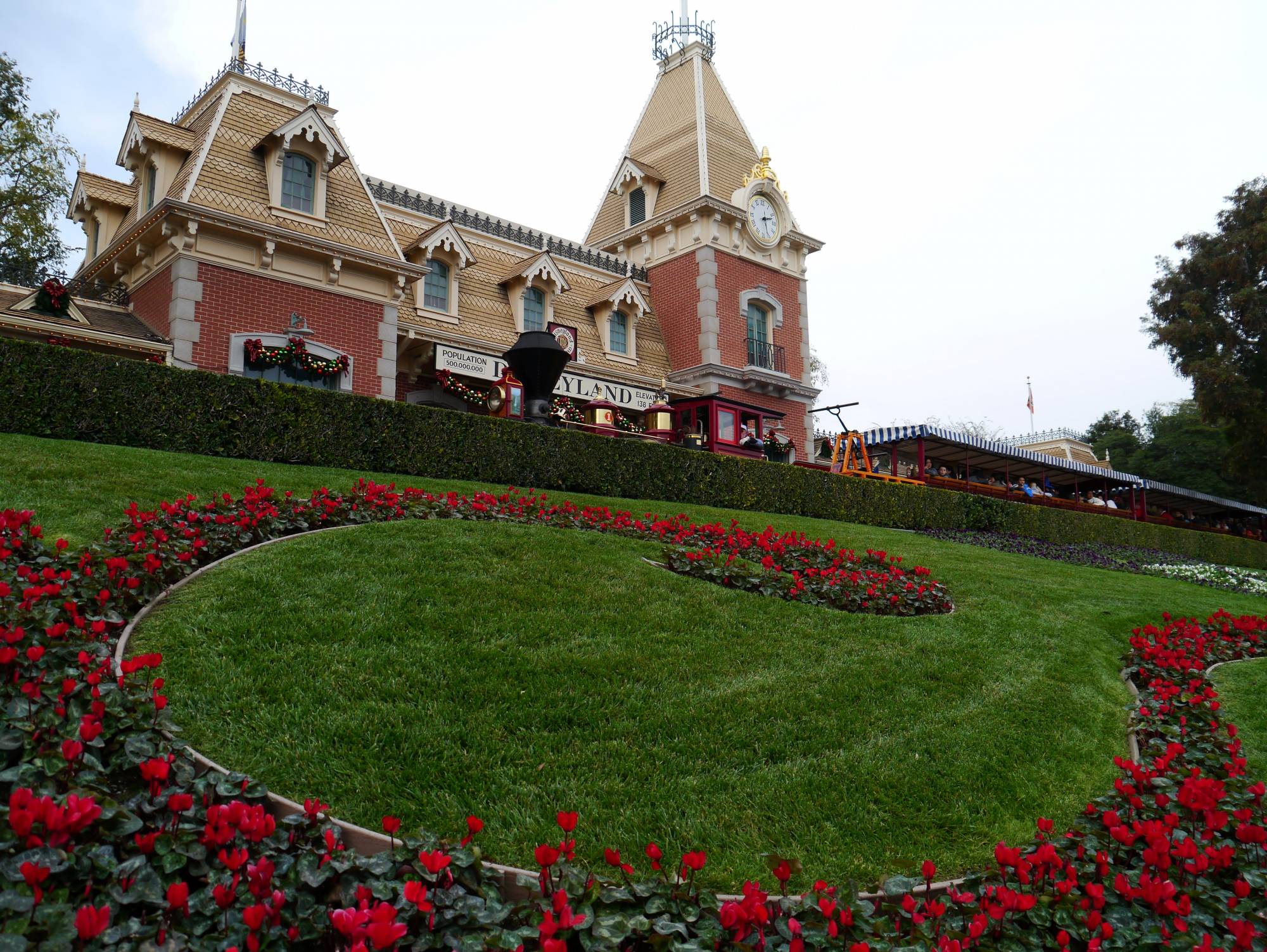 Disneyland Park - entrance