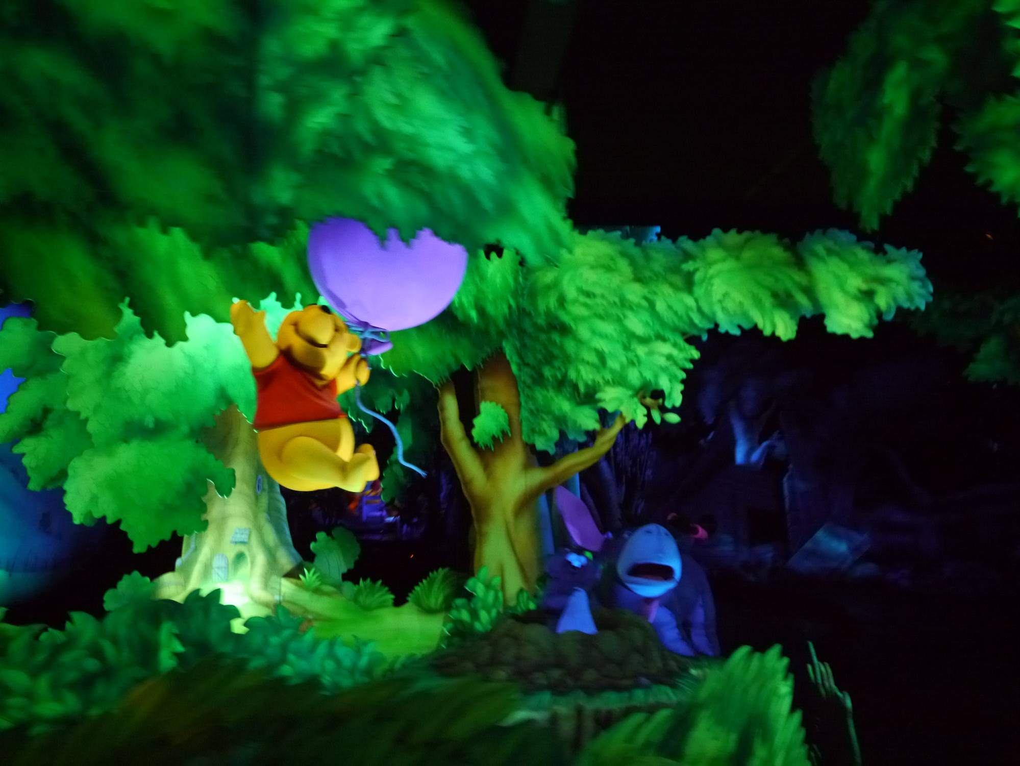 Disneyland Park - Many Adventures of Winnie the Pooh