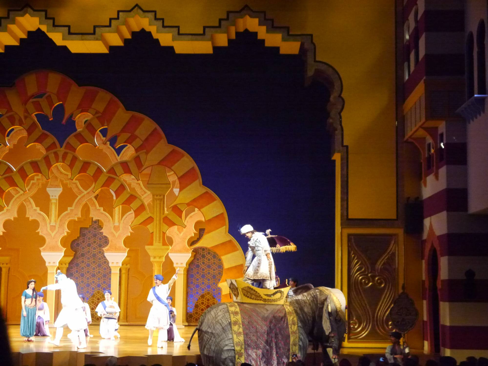 California Adventure - Aladdin show