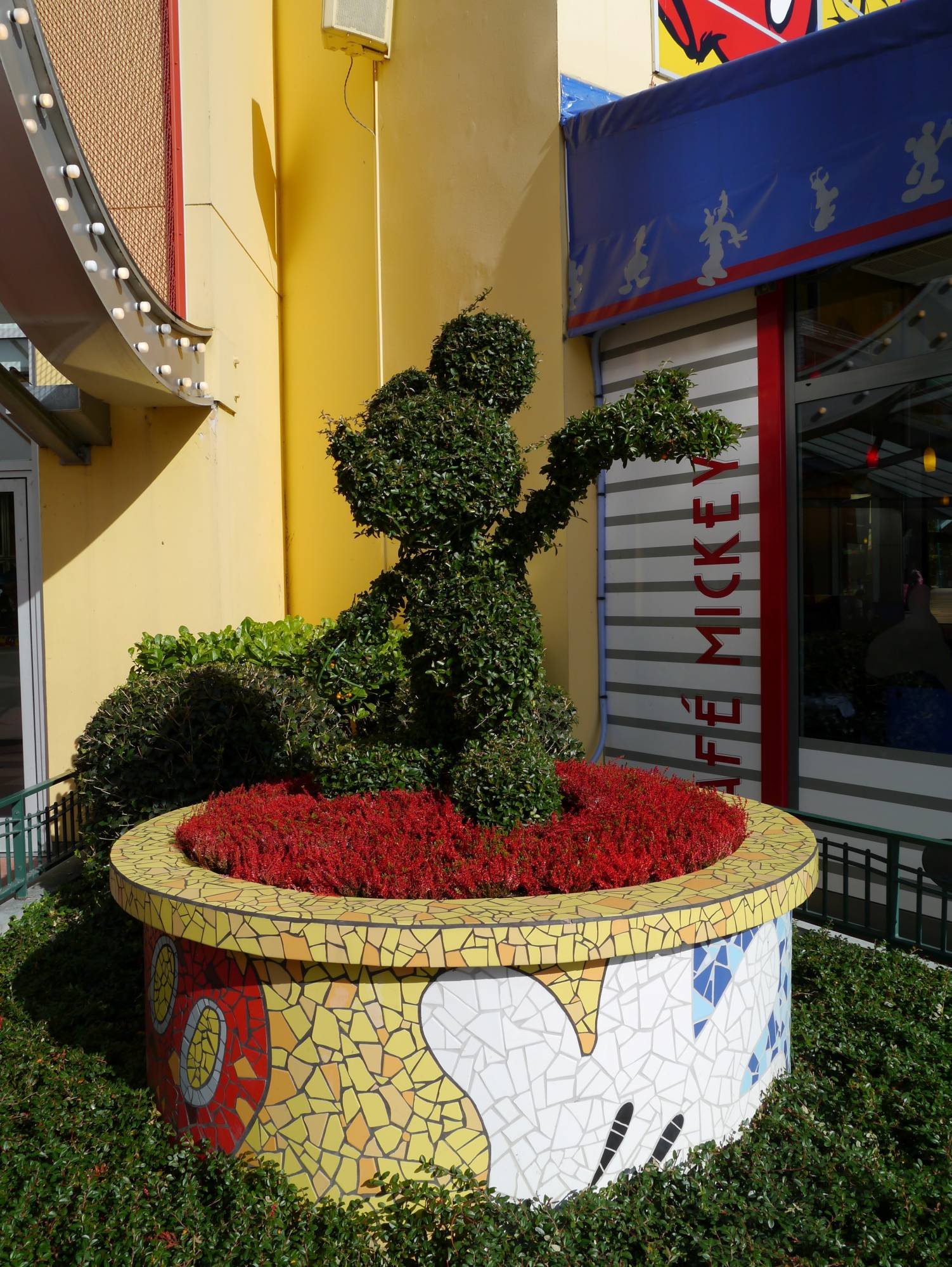 Disneyland Paris - Cafe Mickey