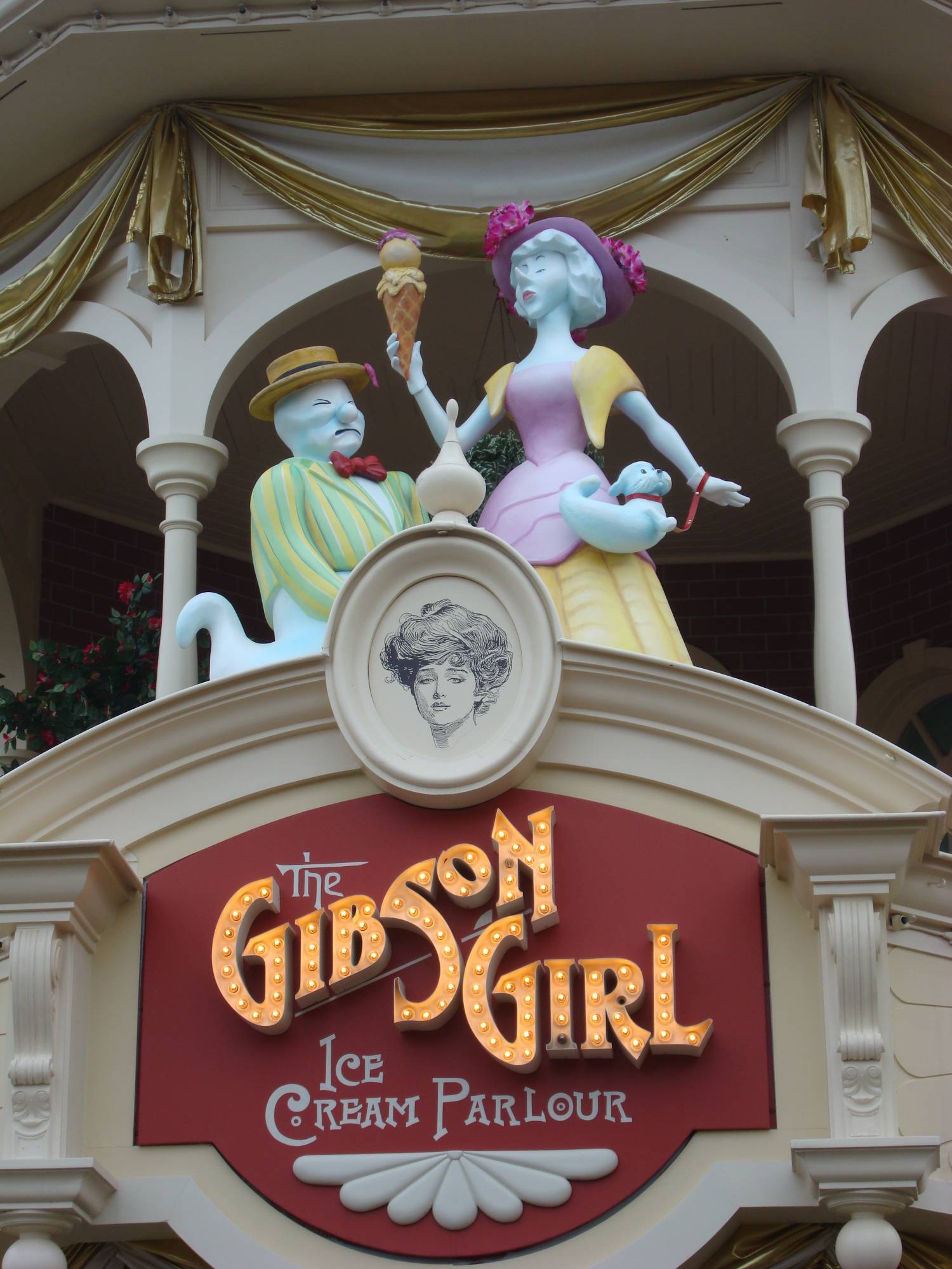 Disneyland Paris - Gibson Girl Ice Cream Parlour
