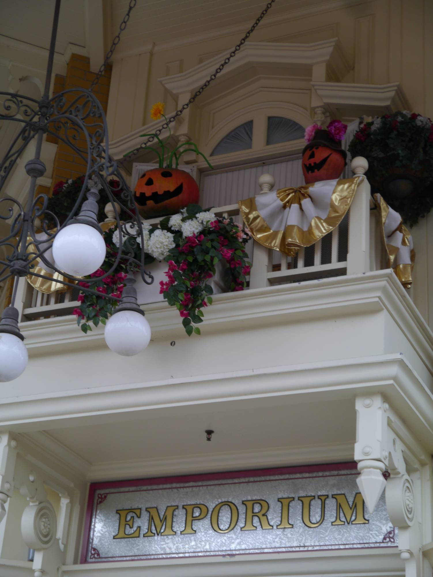 Disneyland Paris - Emporium