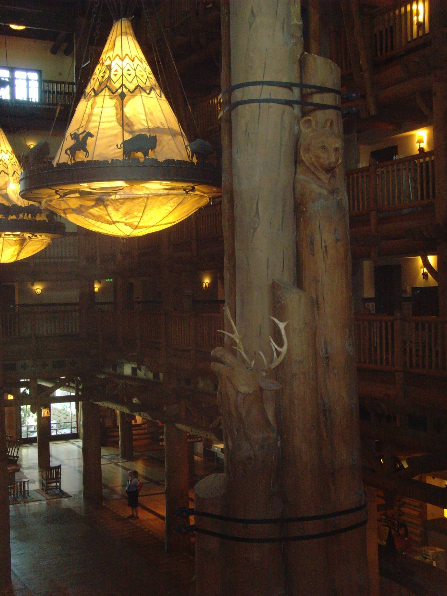 Wilderness Lodge Lobby details