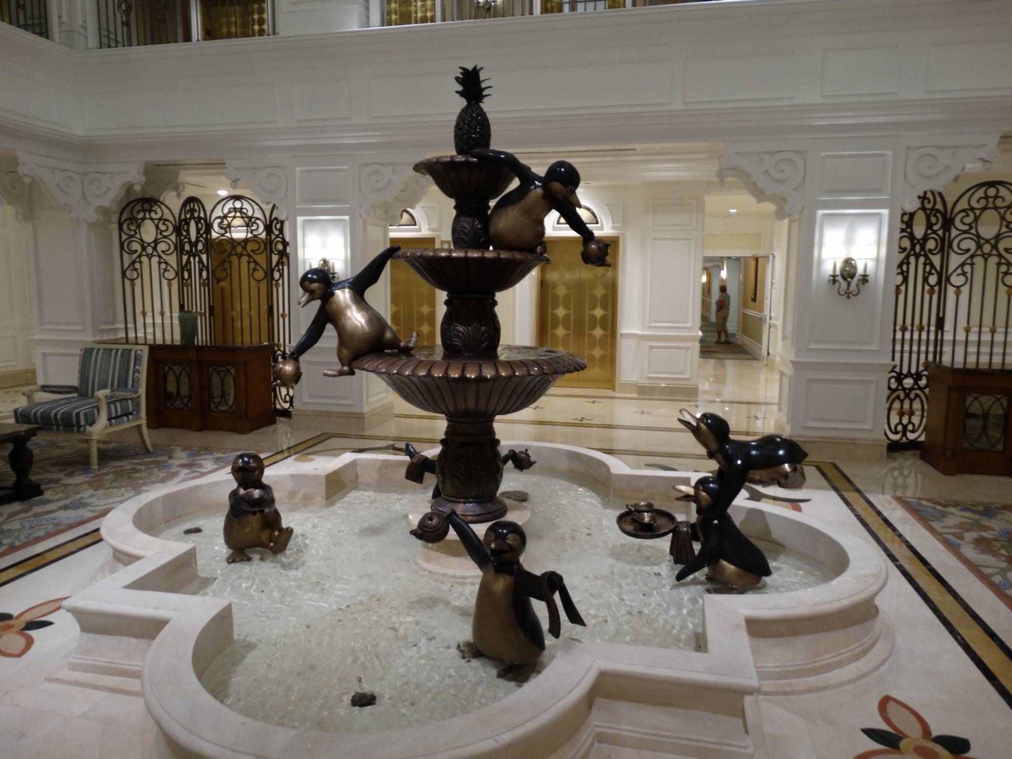 Grand Floridian Villas - lobby fountain