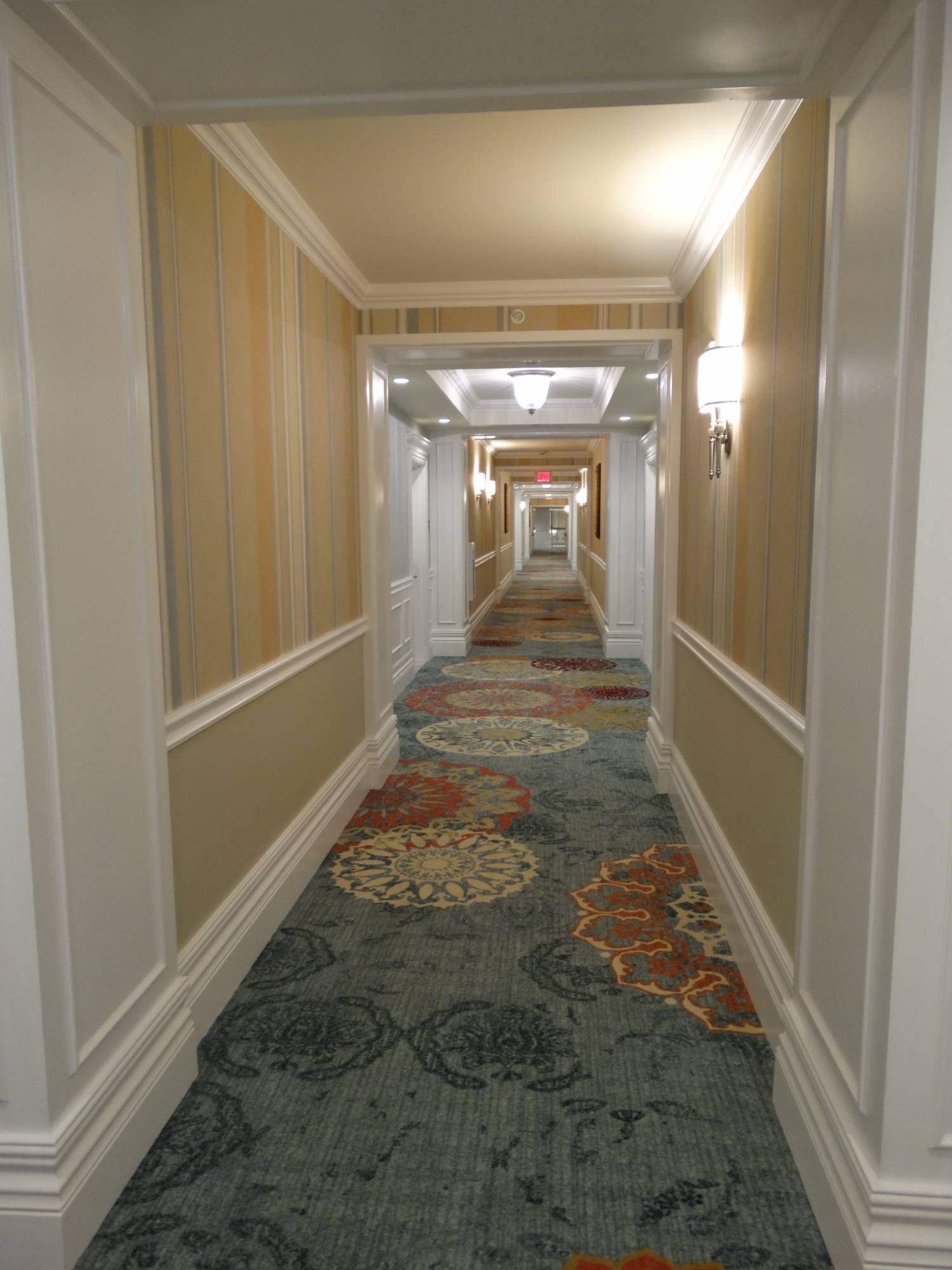 Grand Floridian Villas - hallway